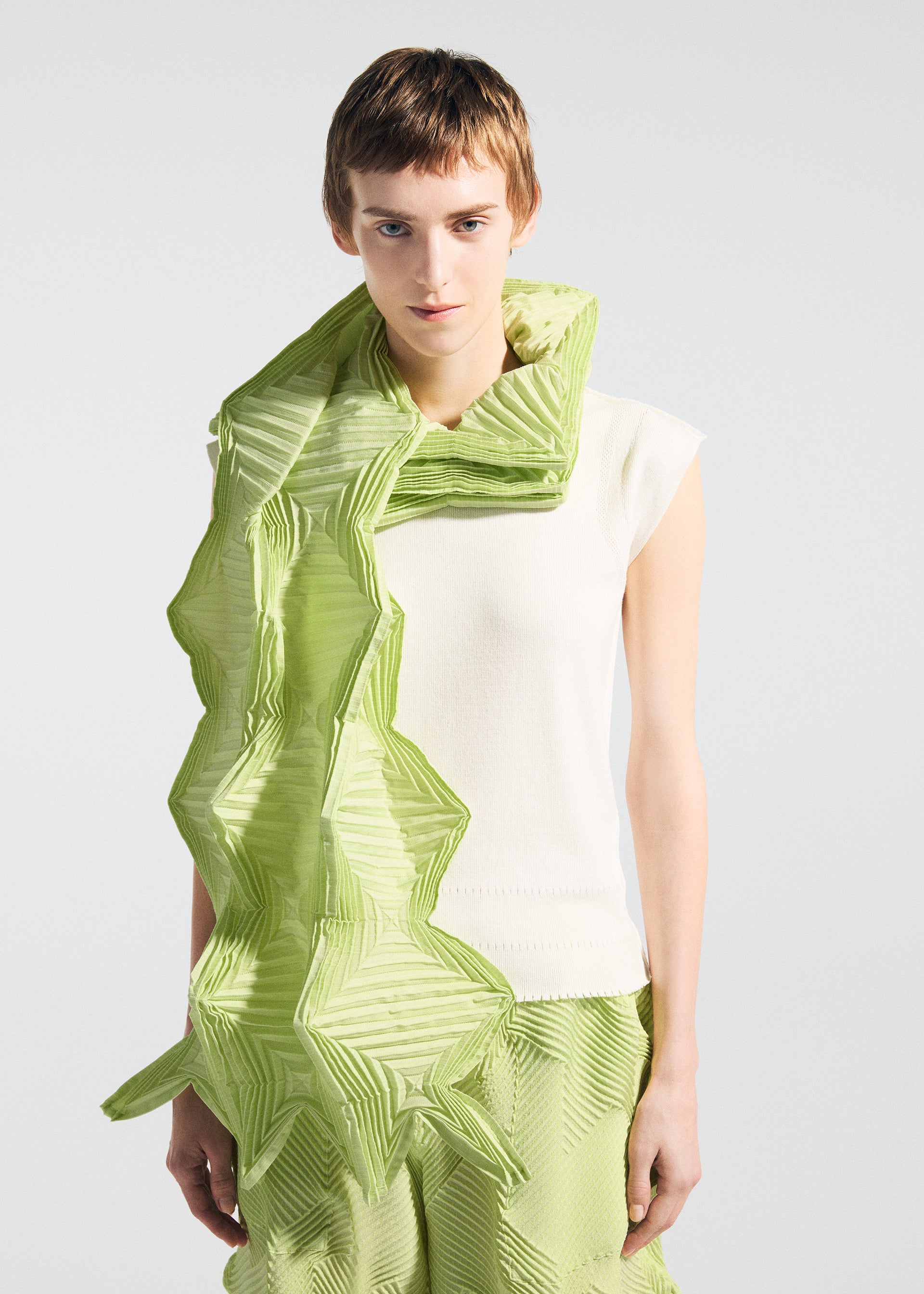TYPE-O STOLE 002 – isseymiyake.com