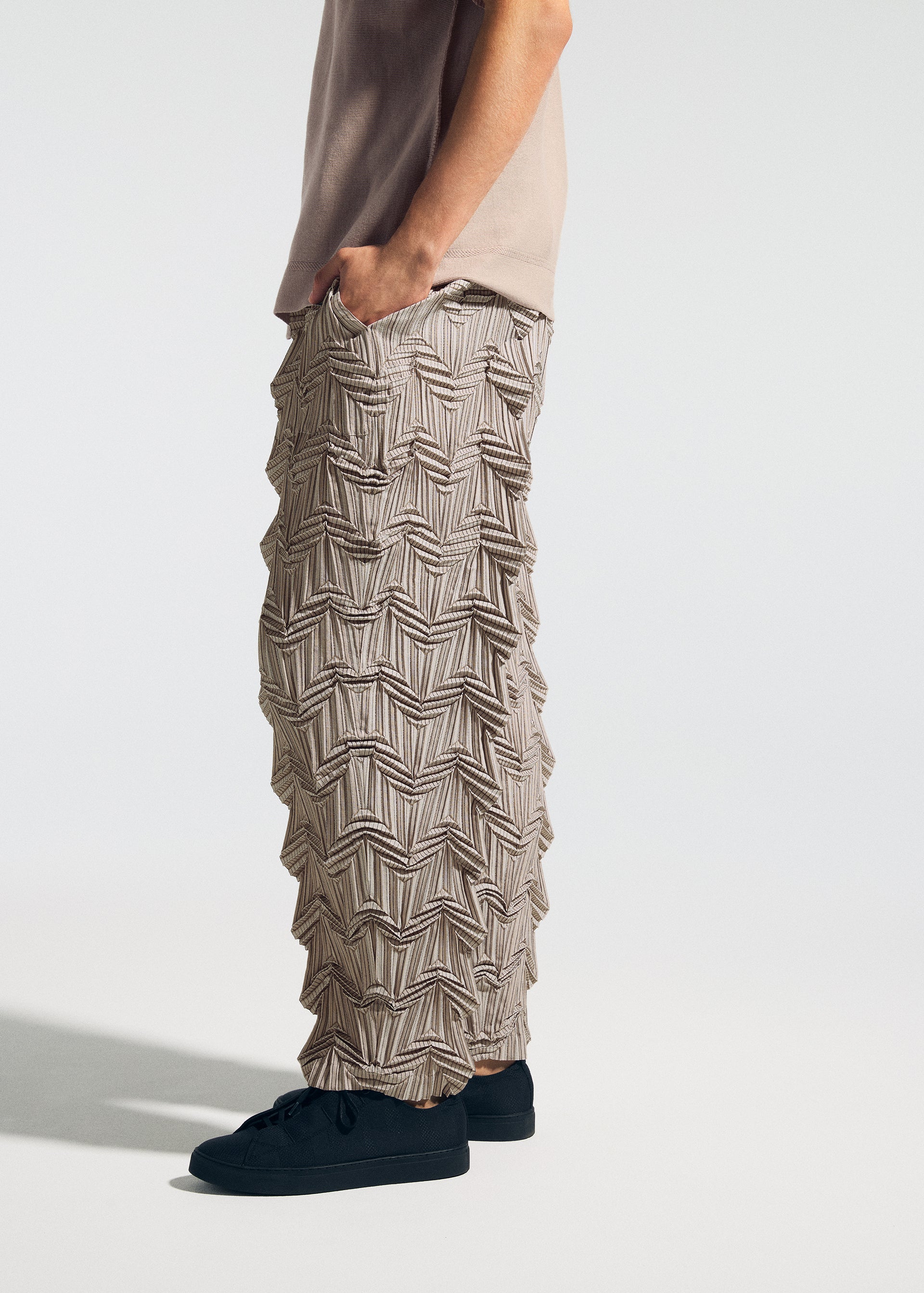 TYPE-O 019 – isseymiyake.com