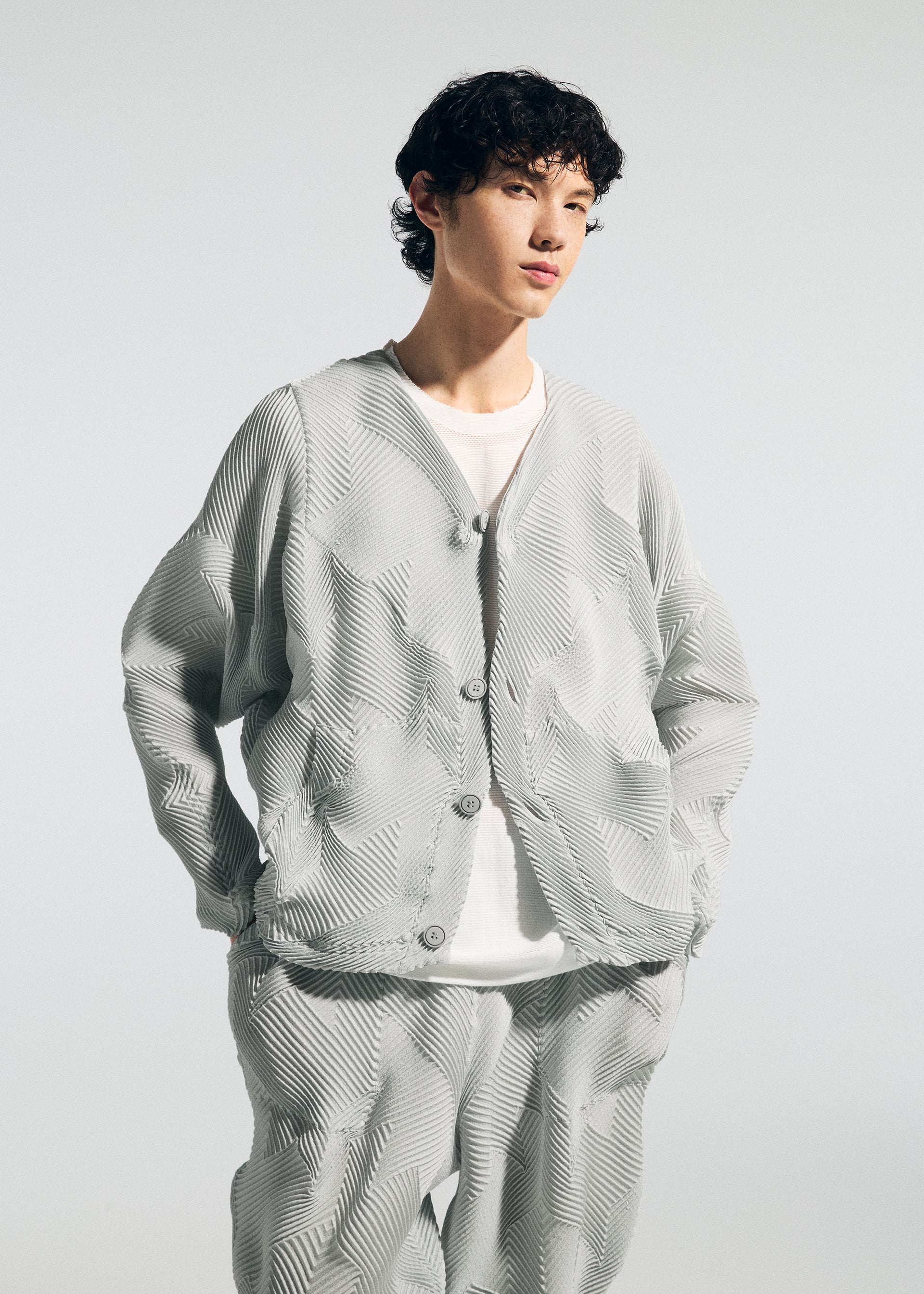 希少 a-poc able issey miyake type O パンツ アイテムのご紹介「TYPE-O」 – isseymiyake.com