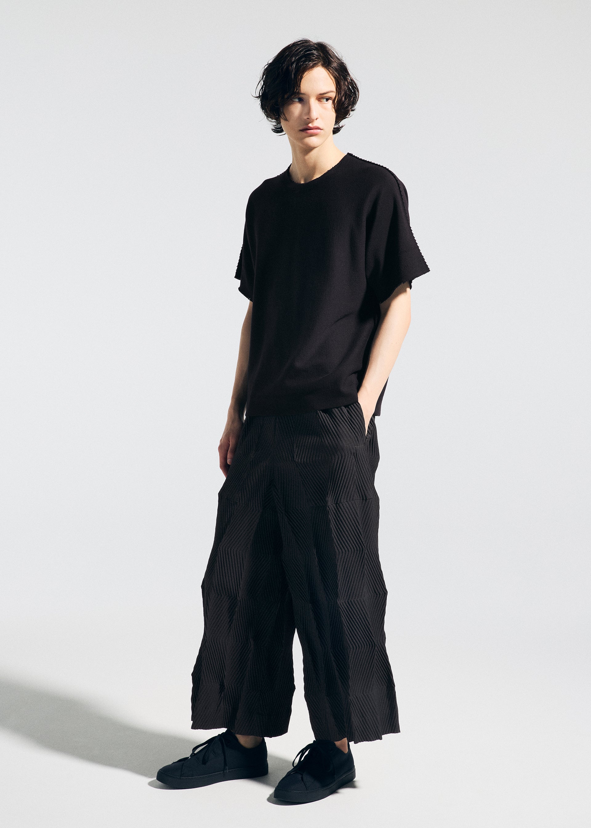 A-POC ABLE ISSEY MIYAKE TYPE-W009 パンツ TYPE-W 009-1 – isseymiyake.com