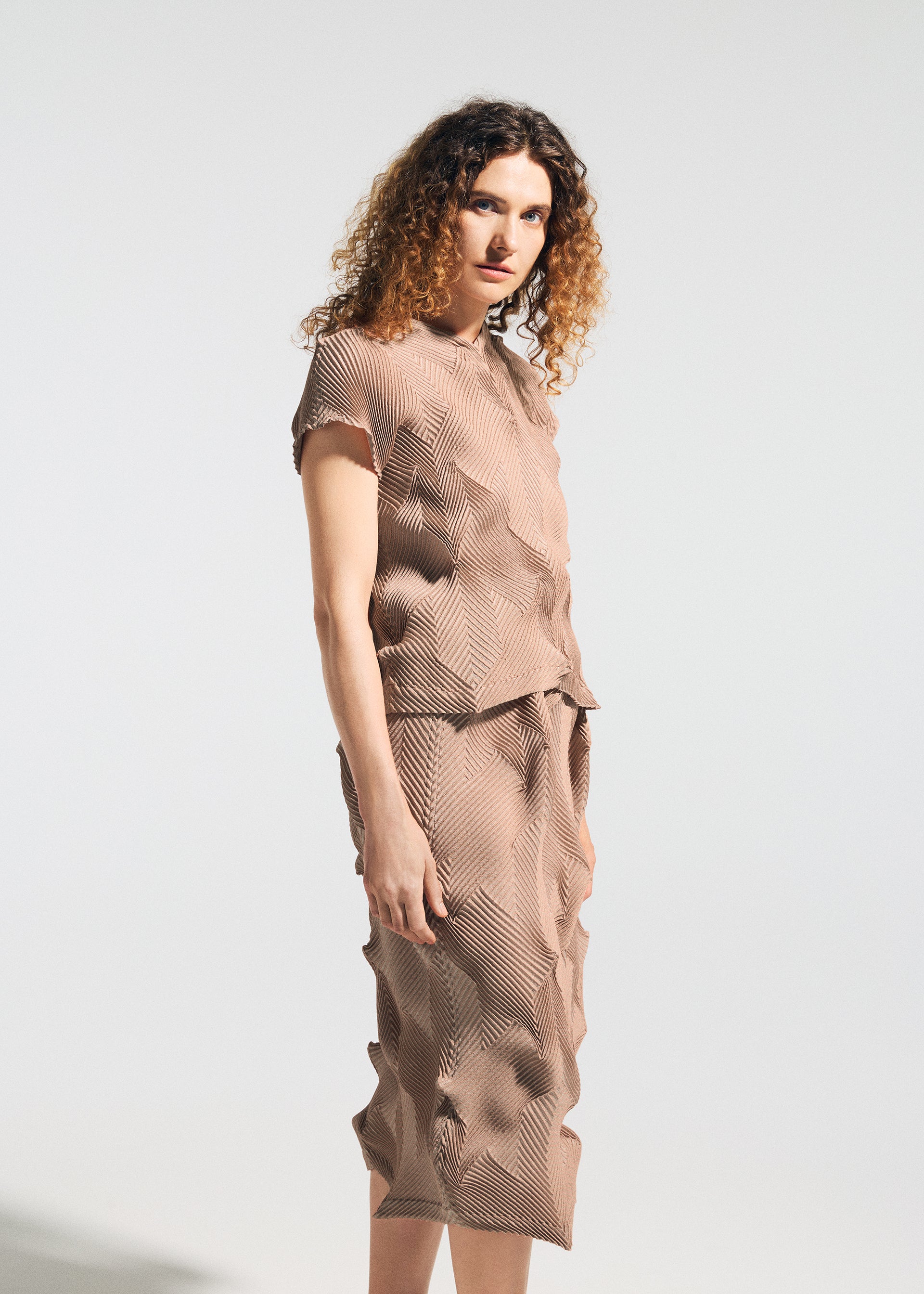 TYPE-O 010 – isseymiyake.com