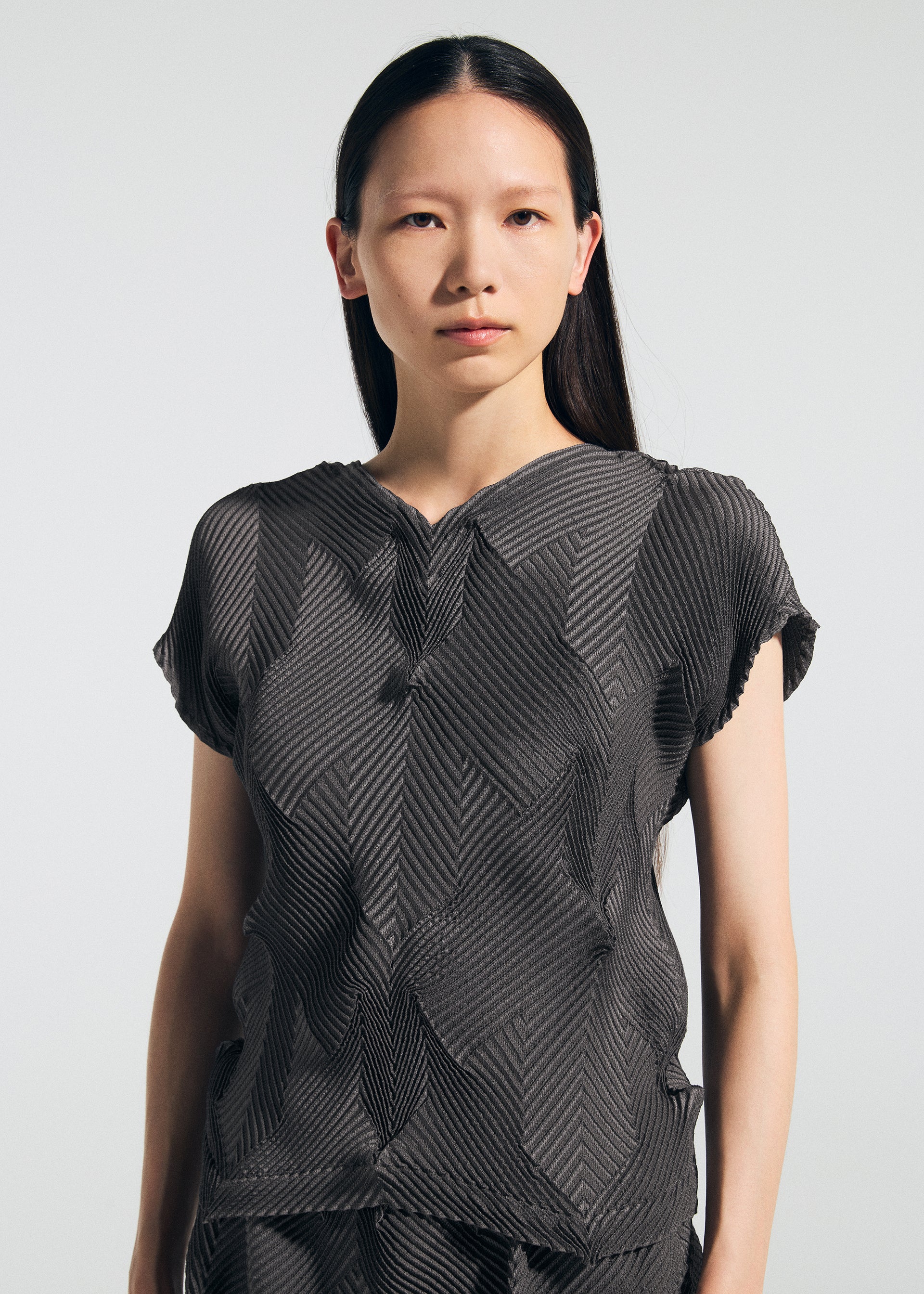 A-POC ABLE TYPE-O 010-2 イッセイミヤケ　トップス アイテムのご紹介「TYPE-O 010」 – isseymiyake.com