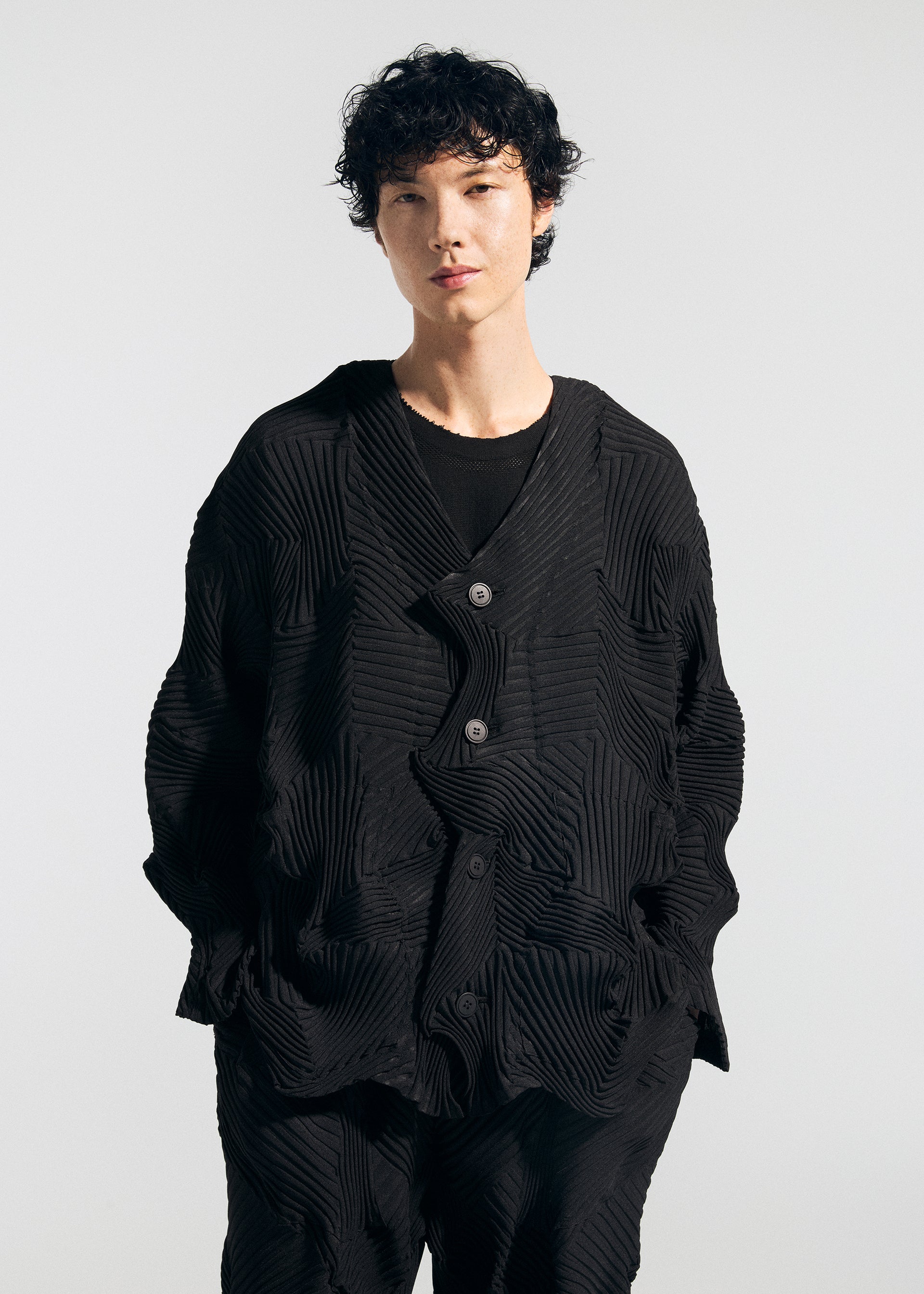 issey miyake カーディガン トップス 羽織り ２ TYPE-P 003-1 – isseymiyake.com