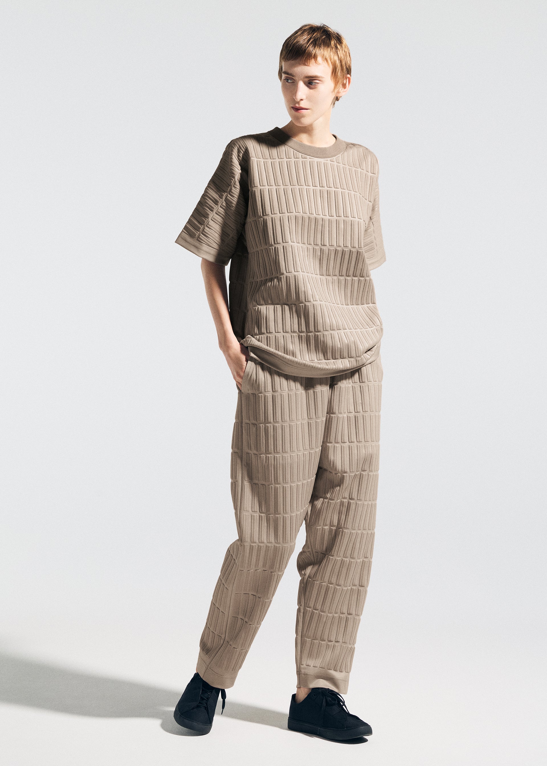 TYPE-E 001 – isseymiyake.com