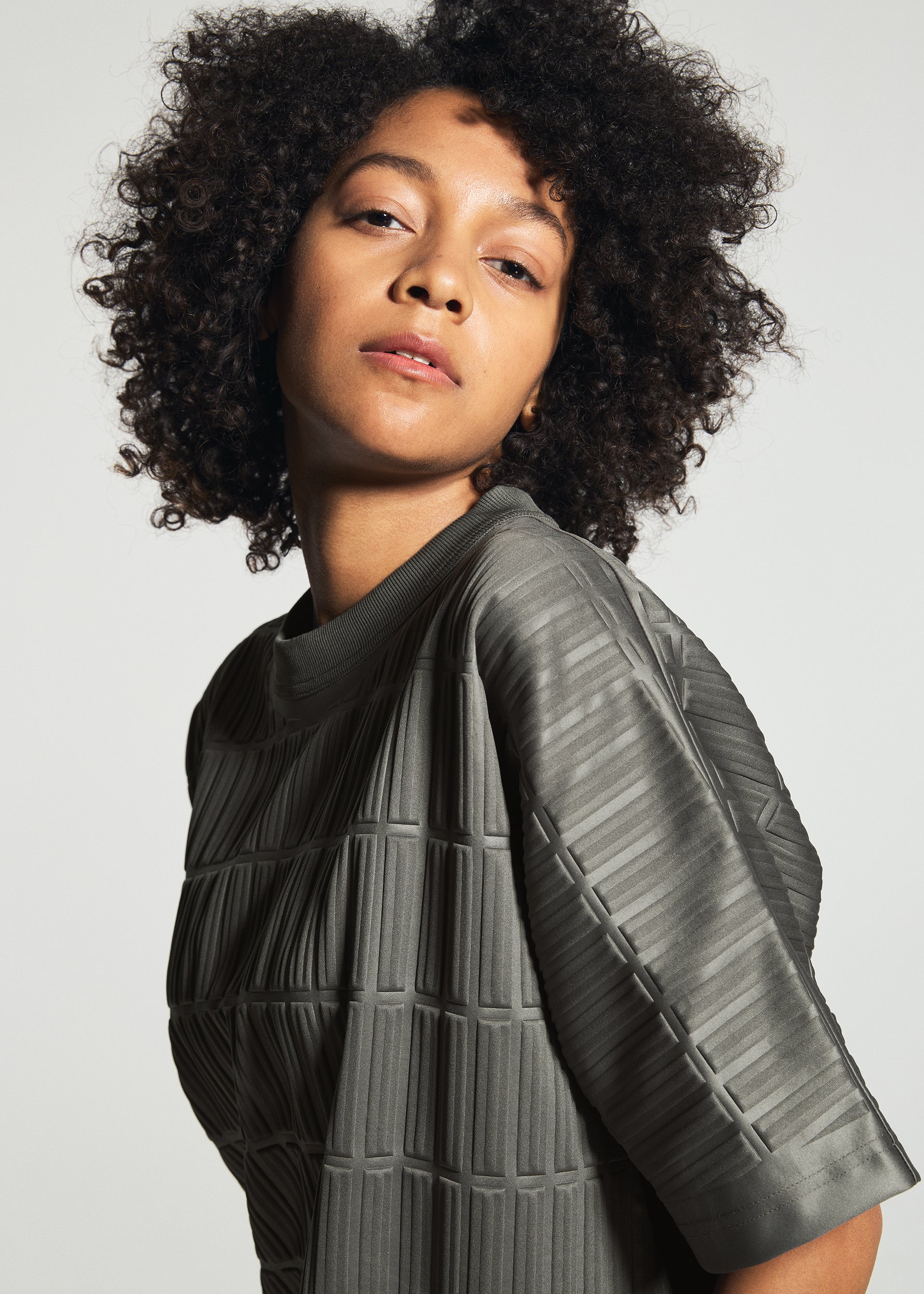TYPE-E 001 – isseymiyake.com