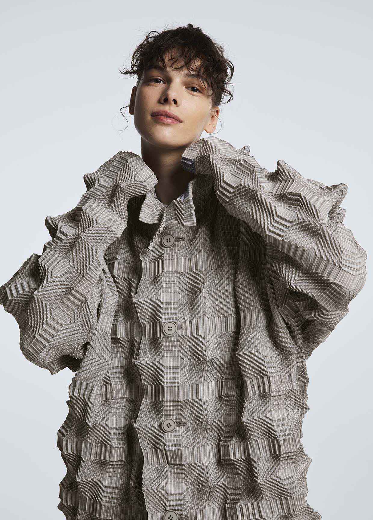 A-POC ABLE ISSEY MIYAKE ルック – isseymiyake.com