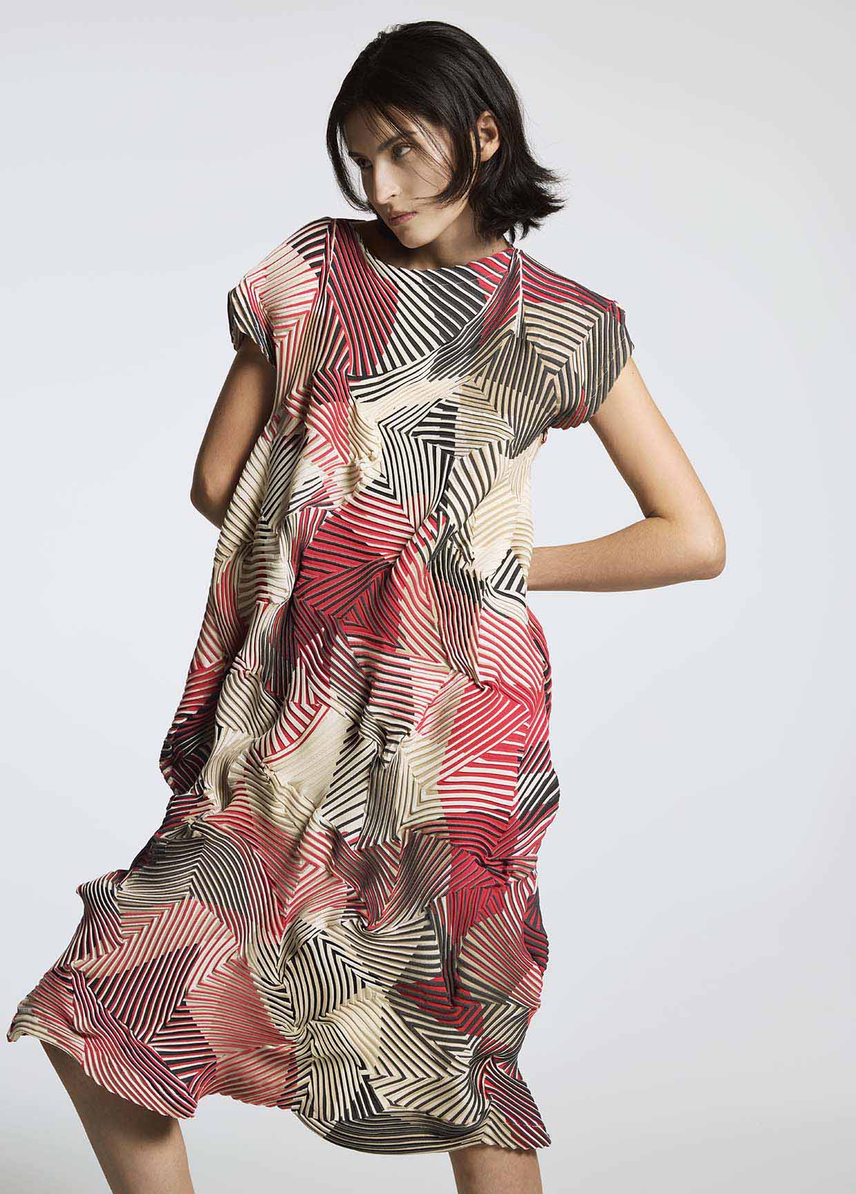 A-POC ABLE ISSEY MIYAKE ルック – isseymiyake.com