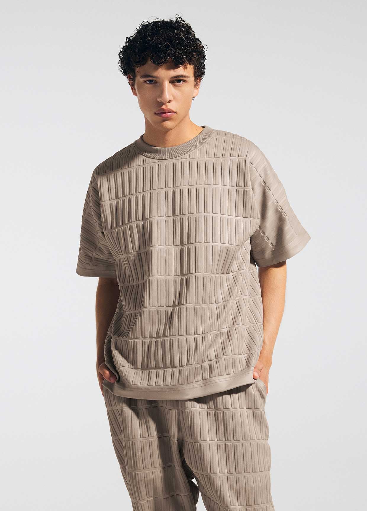 A-POC ABLE ISSEY MIYAKE ルック – isseymiyake.com