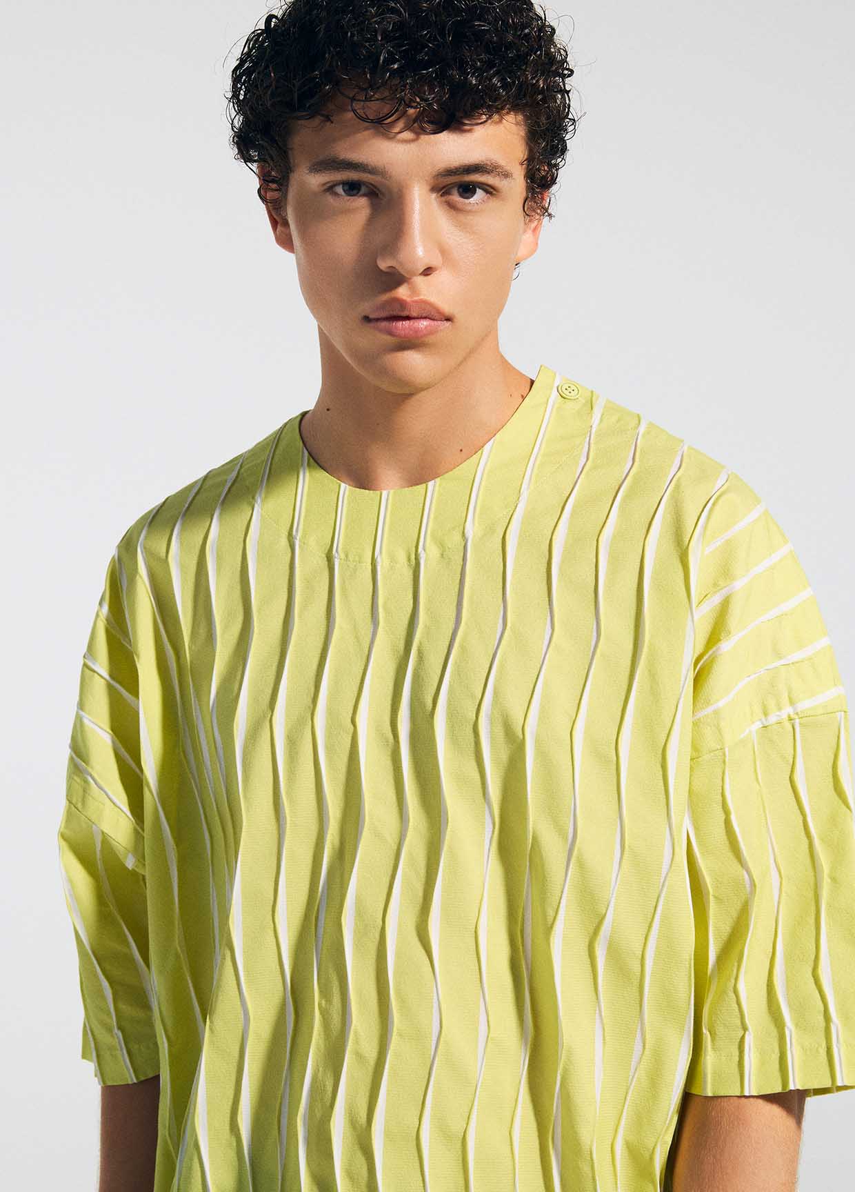 A-POC ABLE ISSEY MIYAKE ルック – isseymiyake.com