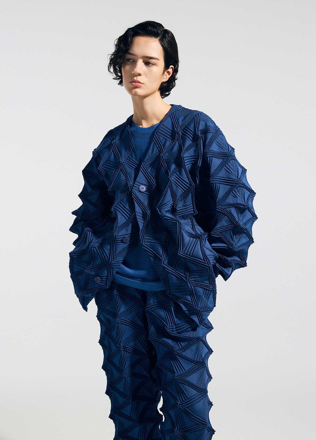 A-POC ABLE ISSEY MIYAKE ルック – isseymiyake.com
