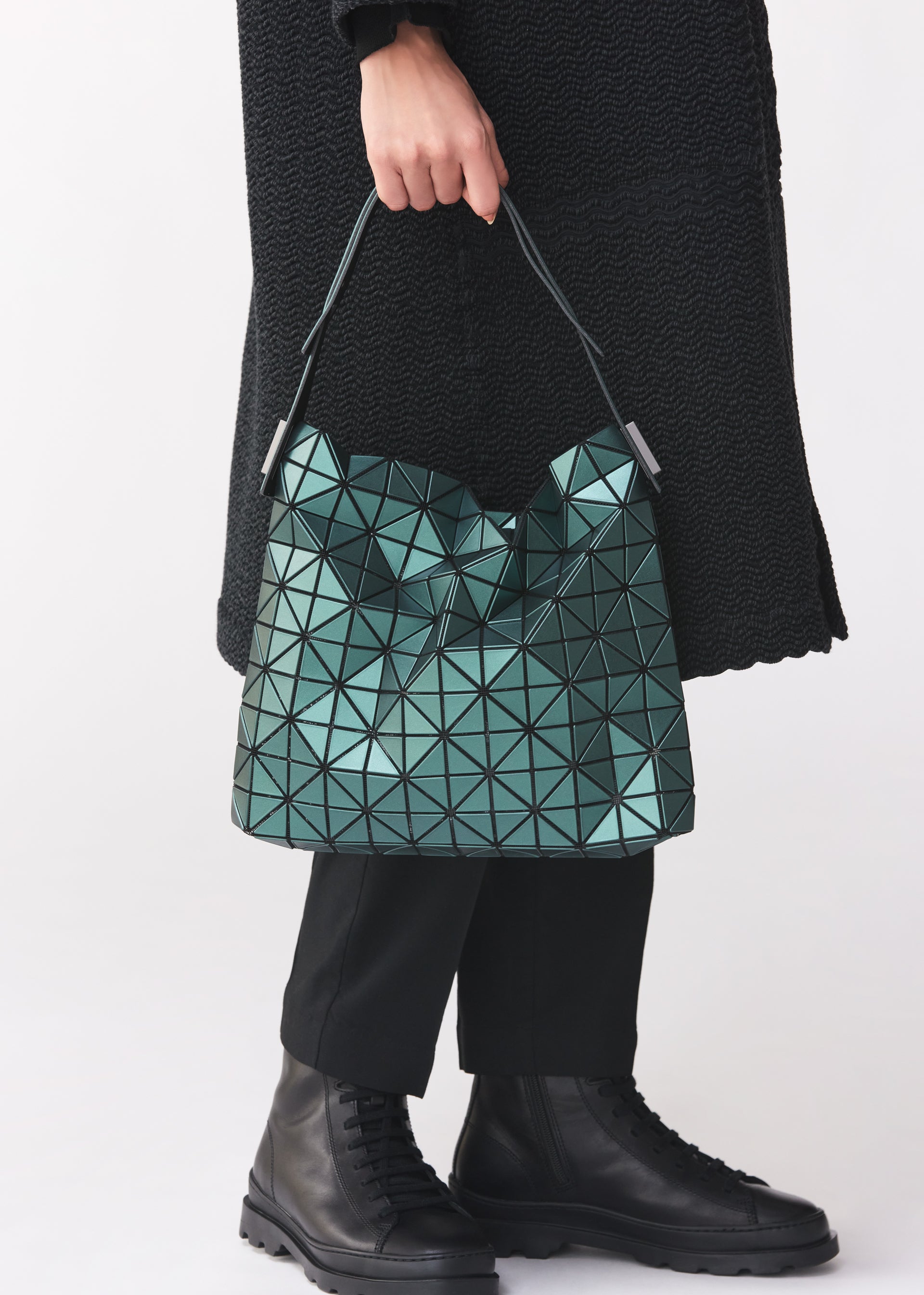 BAGUETTE METALLIC – isseymiyake.com