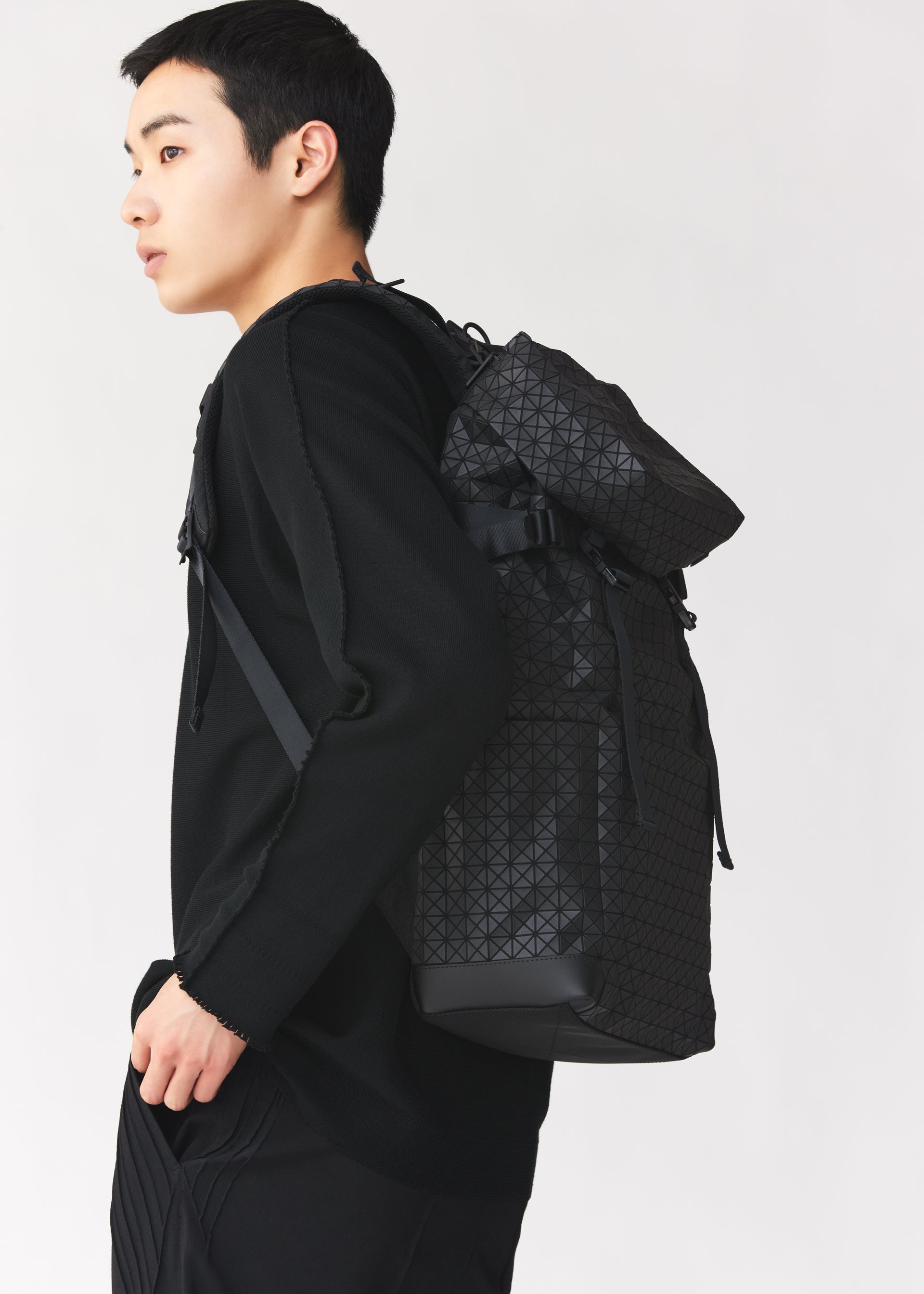 バッグ＆財布／バックパック – isseymiyake.com