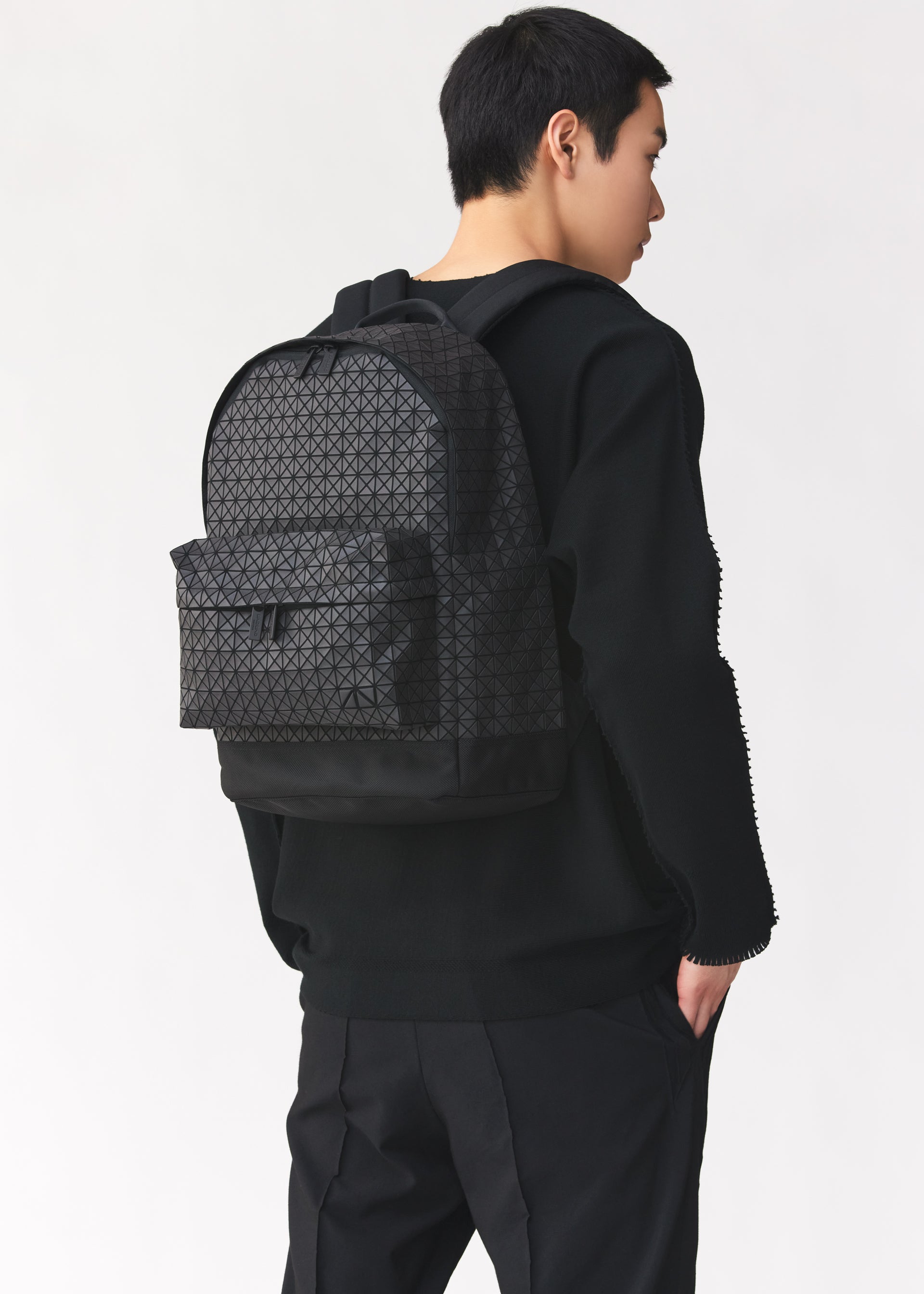 バッグ&財布/バックパック – isseymiyake.com