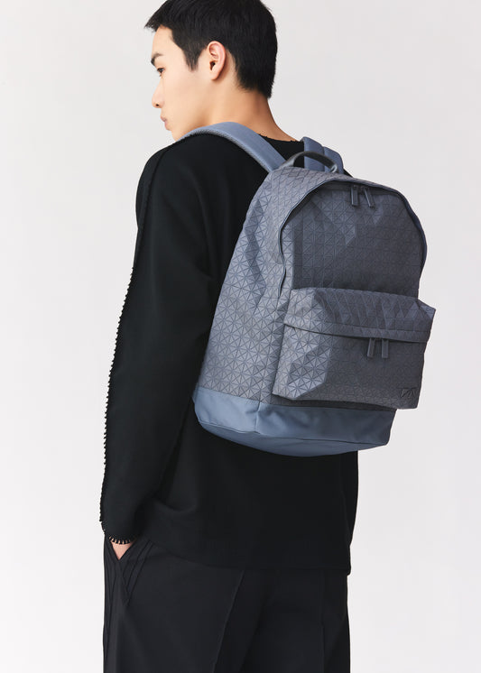 DAYPACK ONE-TONE、バッグ&財布_バックパック、着用画像1