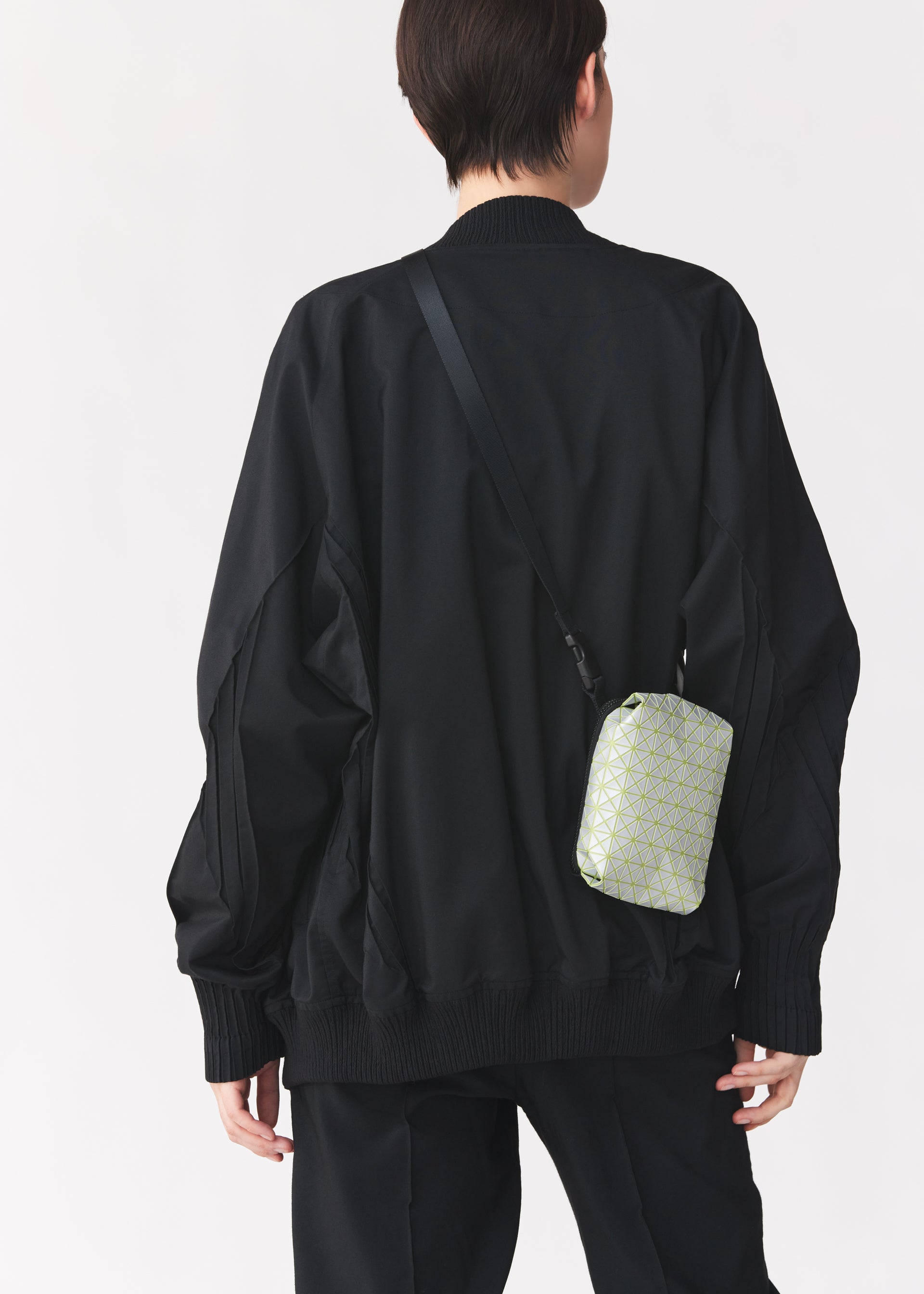 BEETLE REFLECTOR – isseymiyake.com