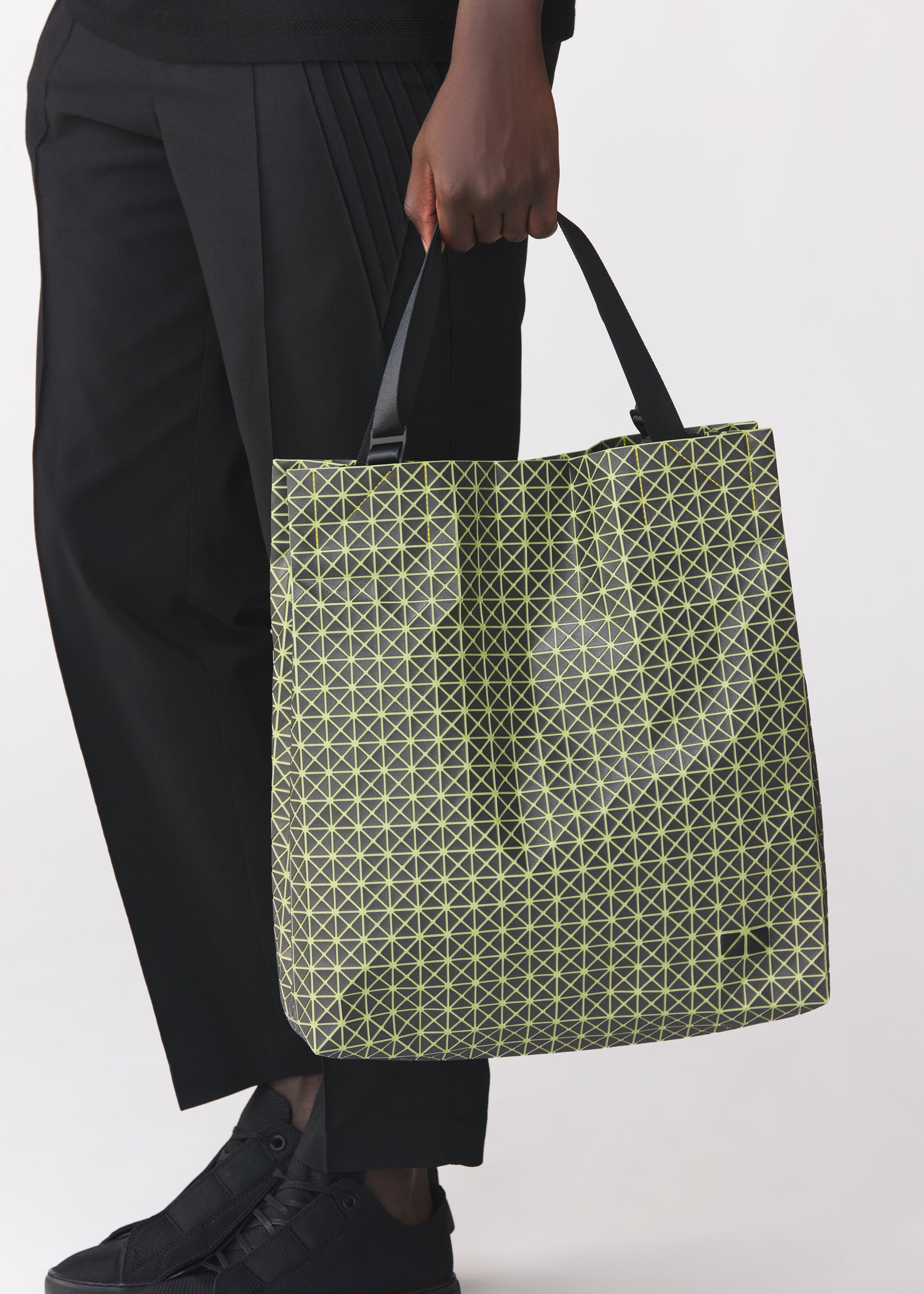 販売終了化 – isseymiyake.com