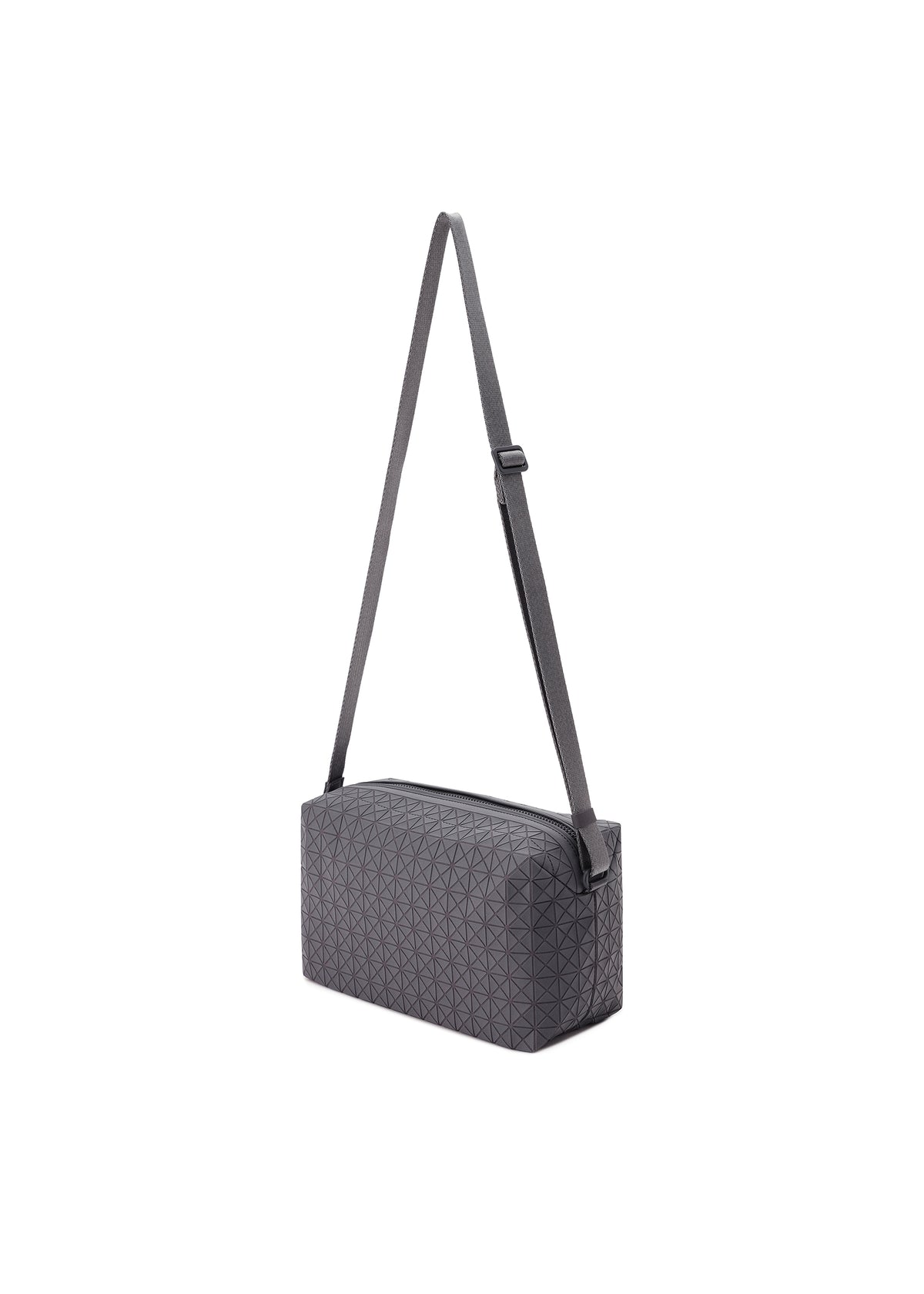 SADDLE BAG ONE-TONE – isseymiyake.com