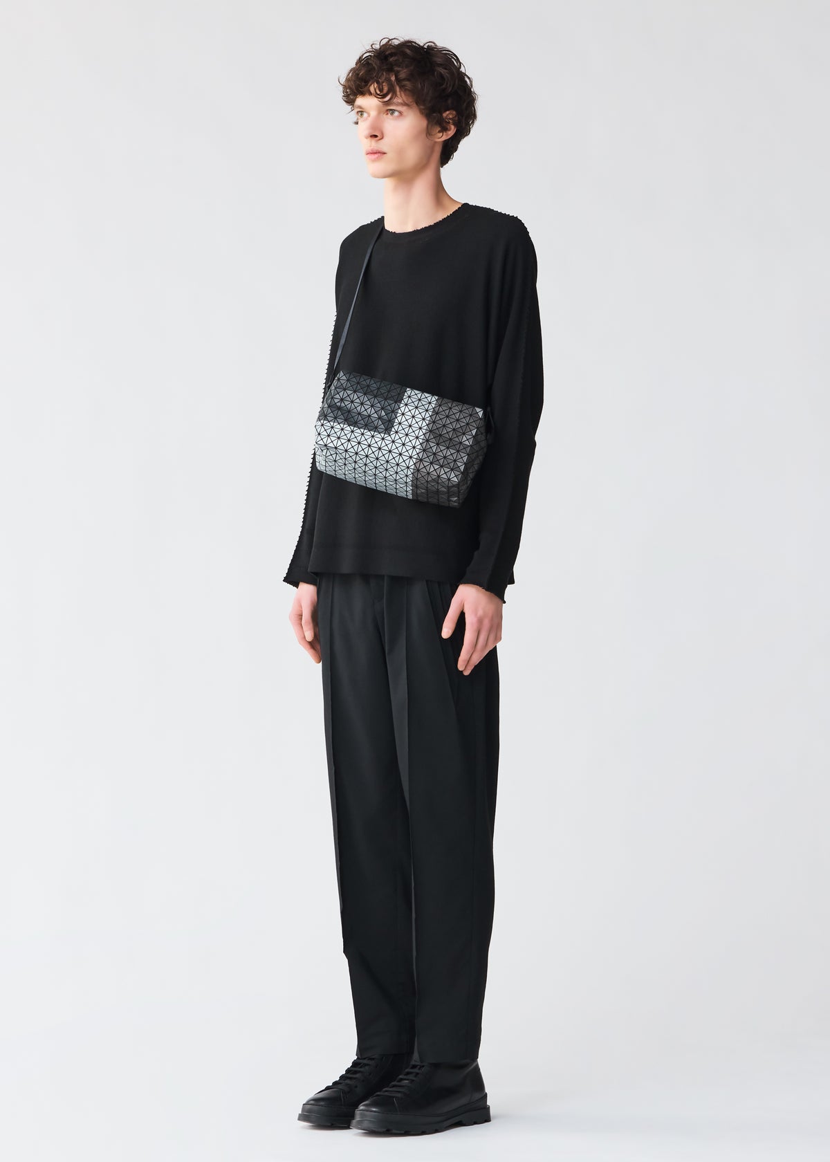 SADDLE BAG TRES – isseymiyake.com