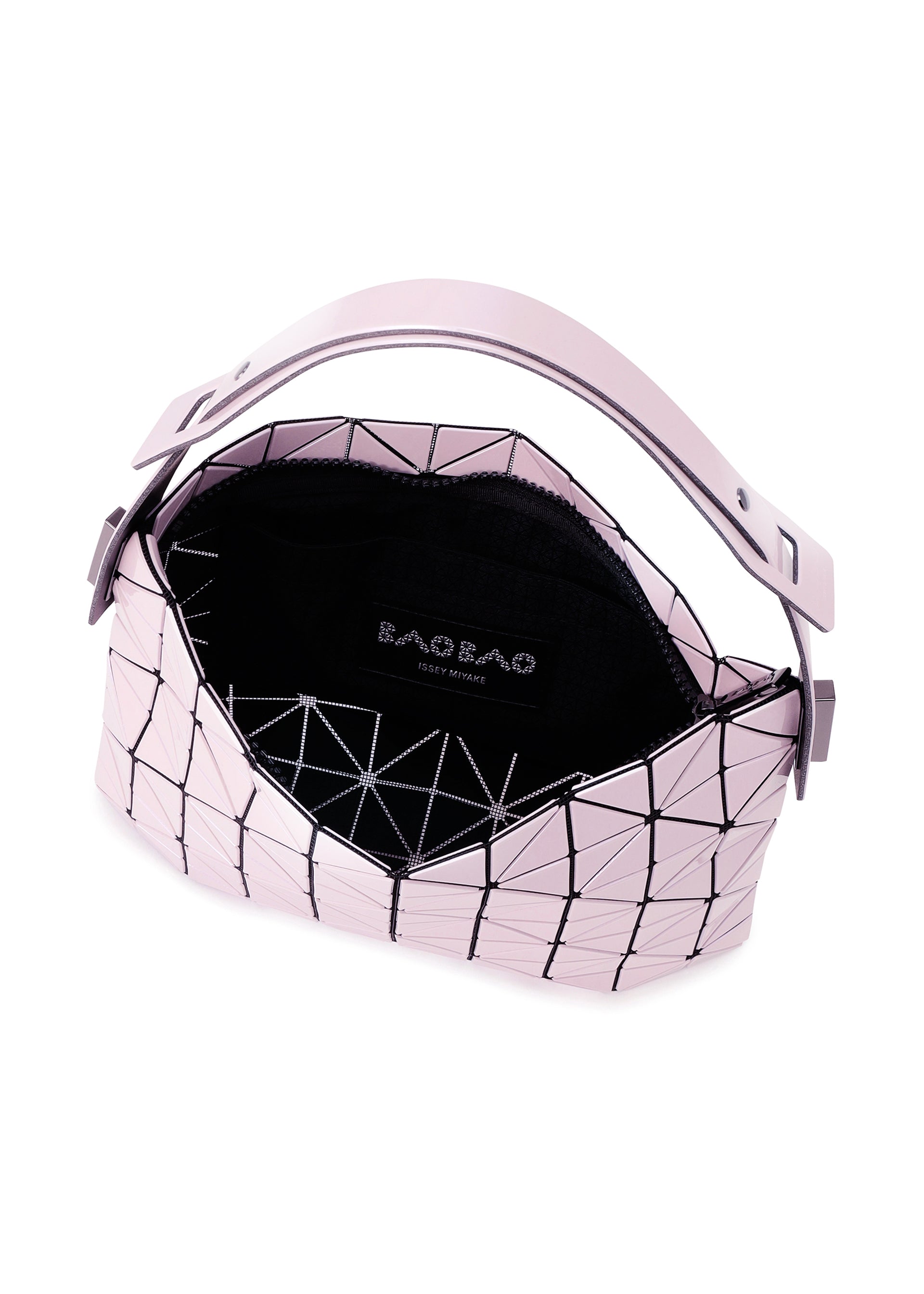 BAGUETTE – isseymiyake.com