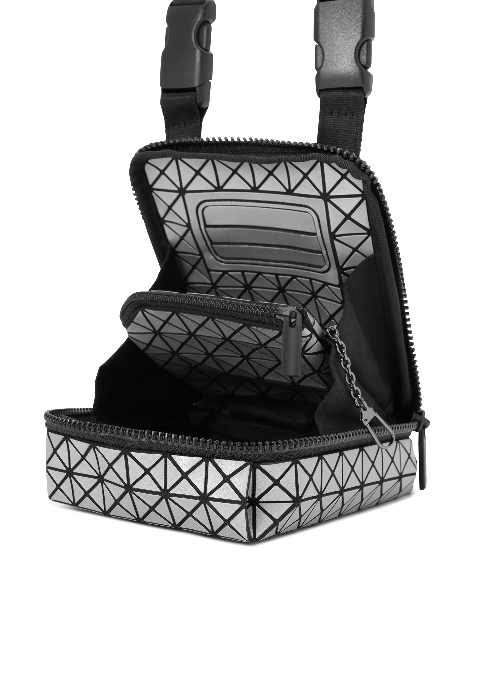 BAOBAO☆バオバオ BEETLE REFLECTOR ショルダー型マルチケース BAO BAO ☆バオバオ BEETLE ONE-TONE ショルダー型 マルチケース