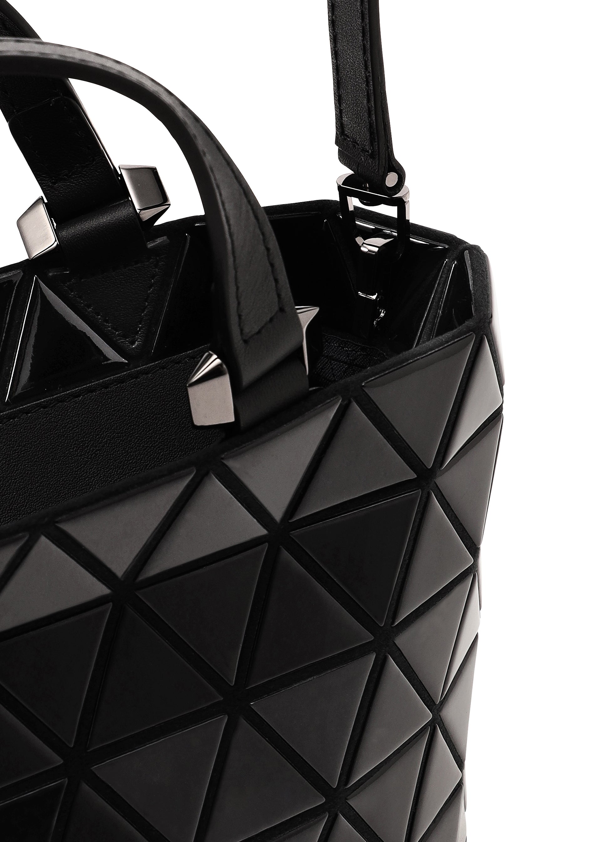 CRYSTAL GLOSS – isseymiyake.com