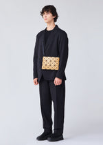 LUCENT METALLIC、バッグ&財布_ショルダーバッグ、着用画像2