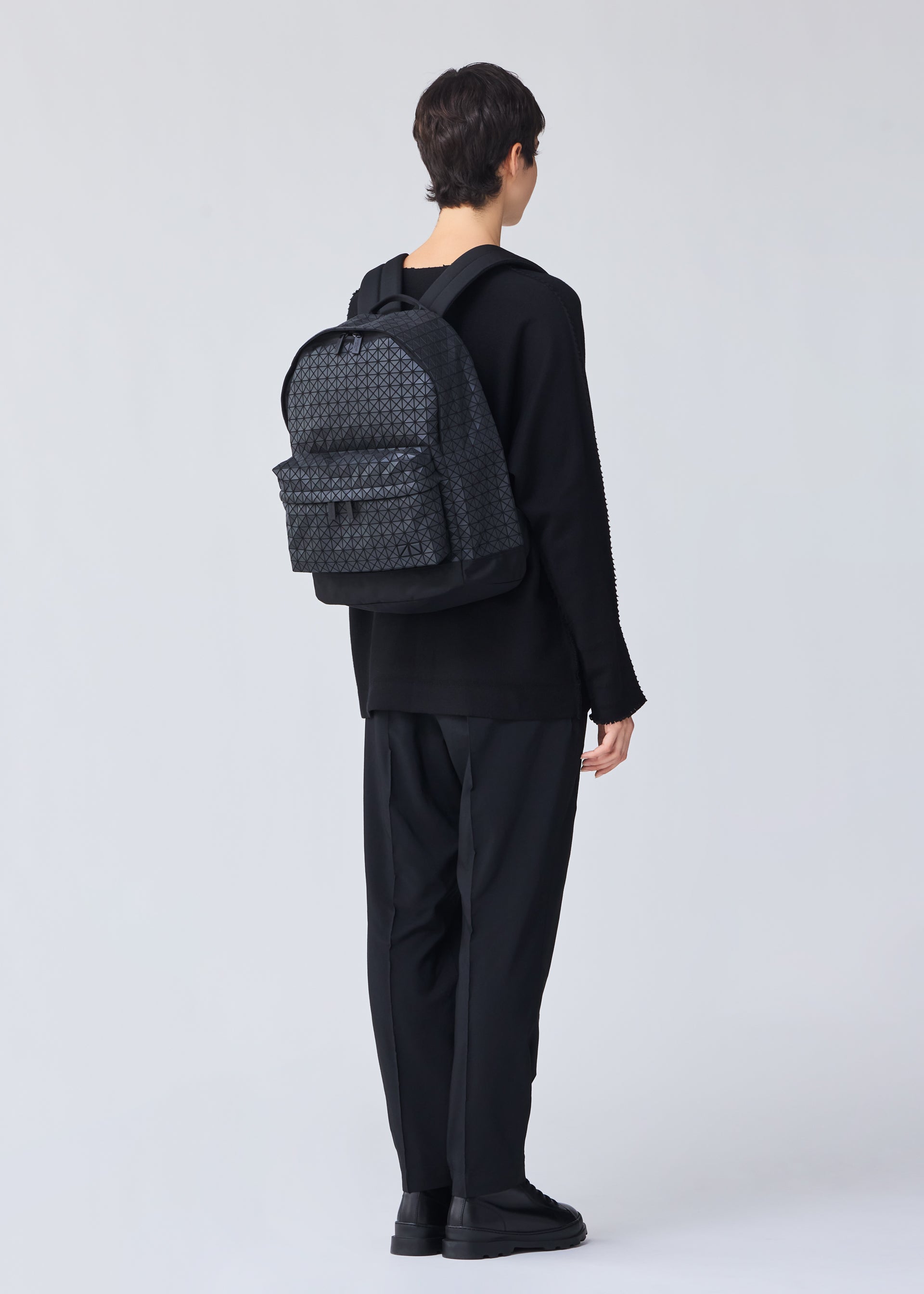 DAYPACK、バッグ&財布_バックパック、着用画像2