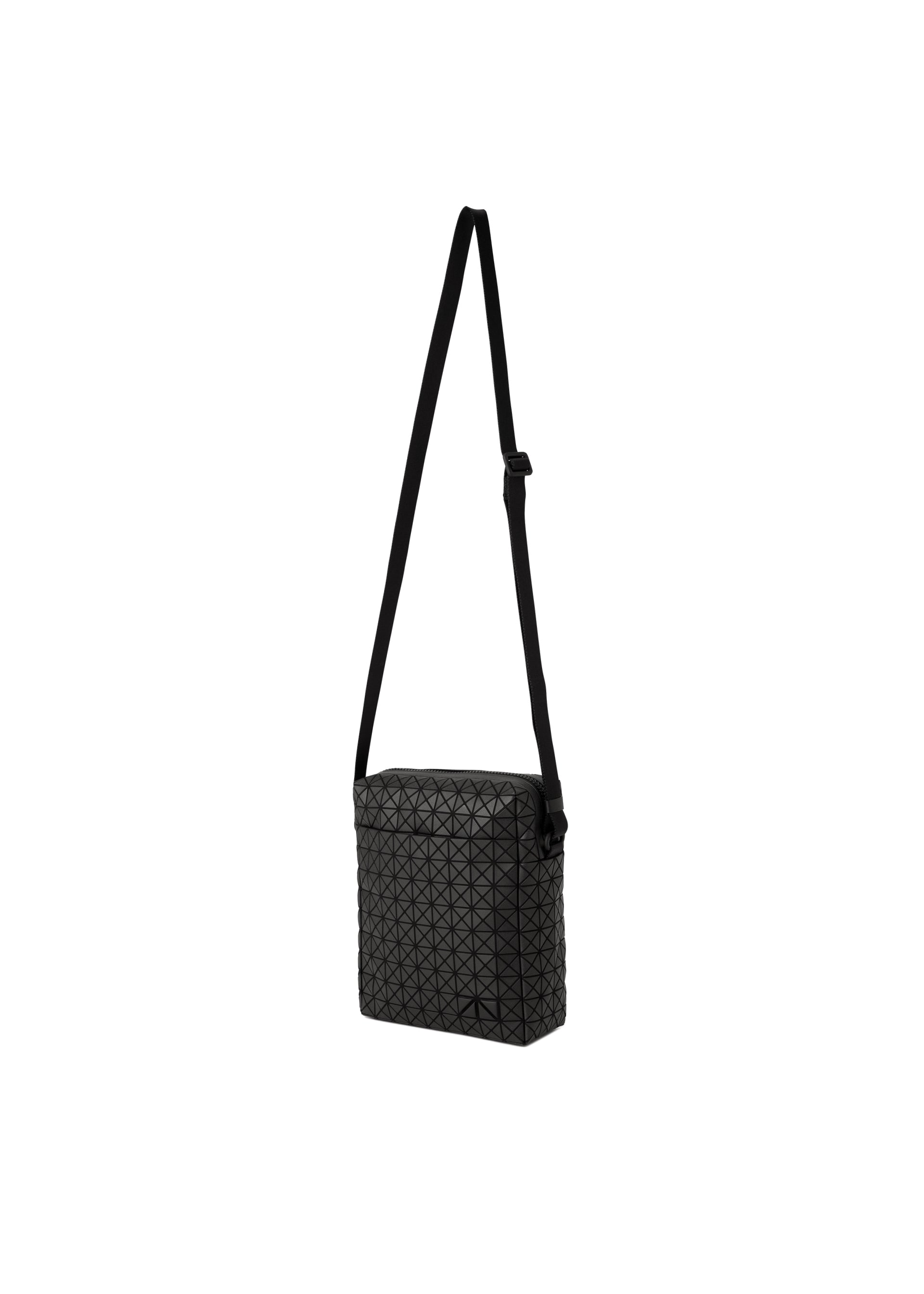 VOYAGER – isseymiyake.com