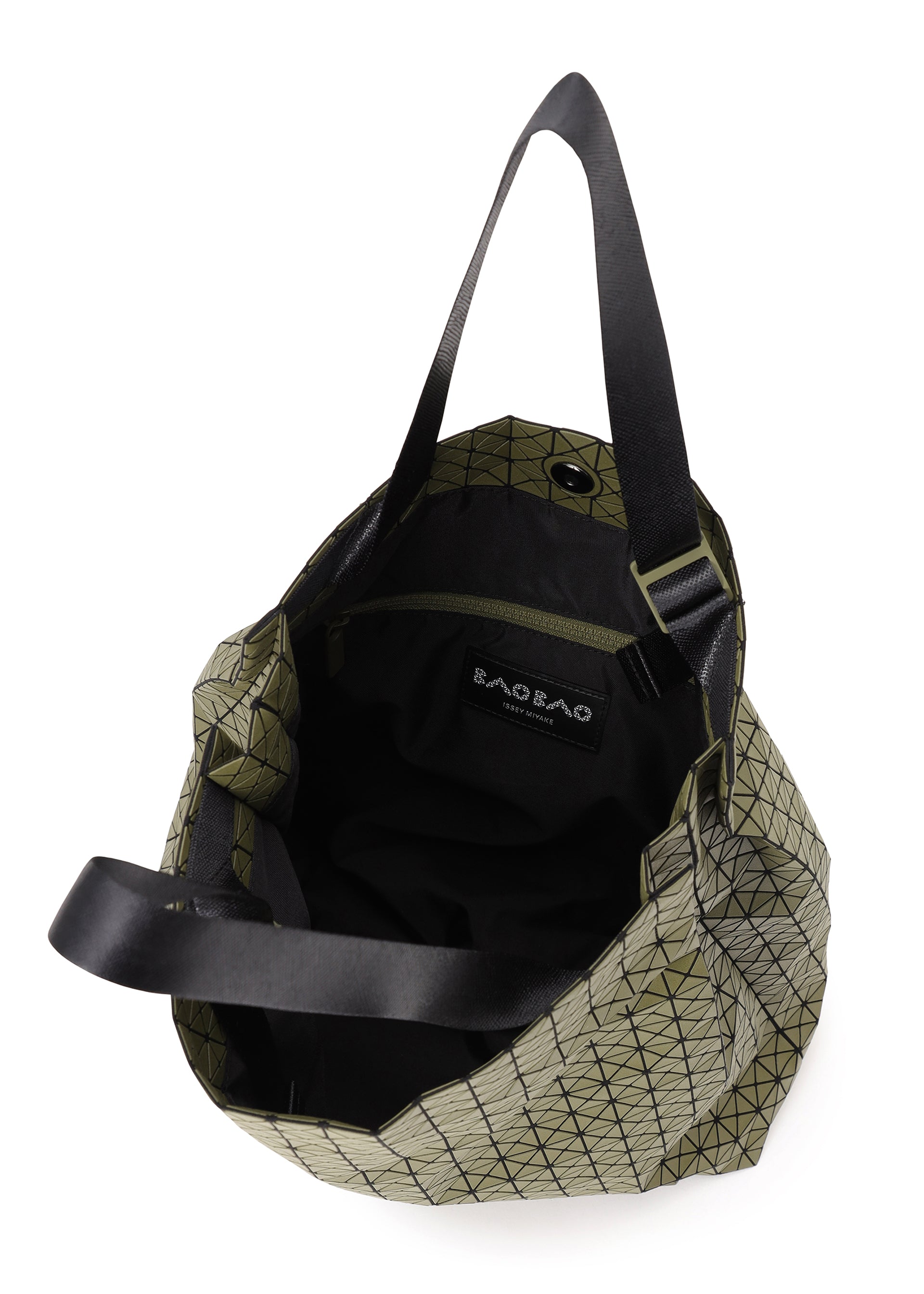 CART S – isseymiyake.com