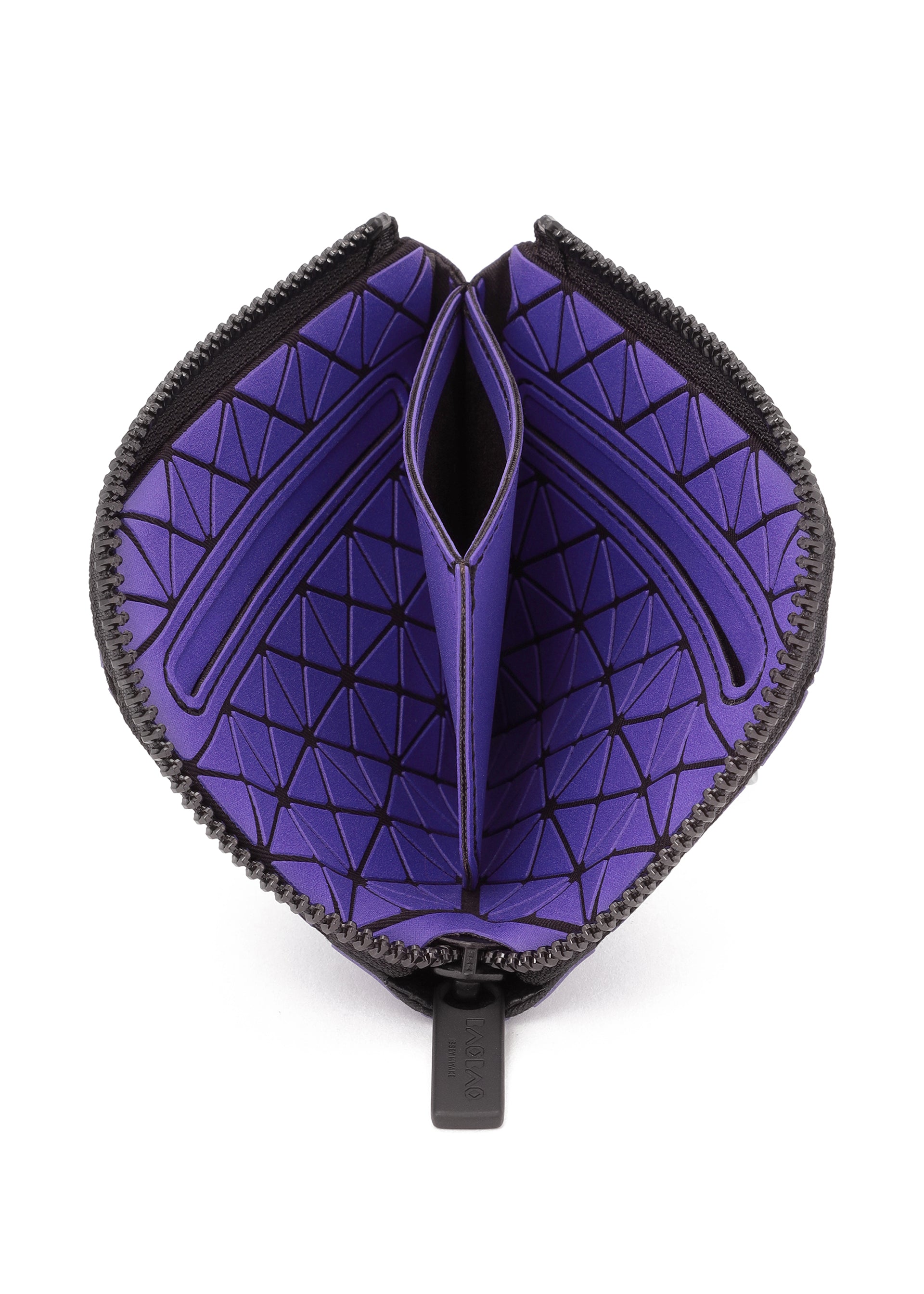 [新品未使用]BAOBAO CLAM WALLET CLAM WALLET – isseymiyake.com