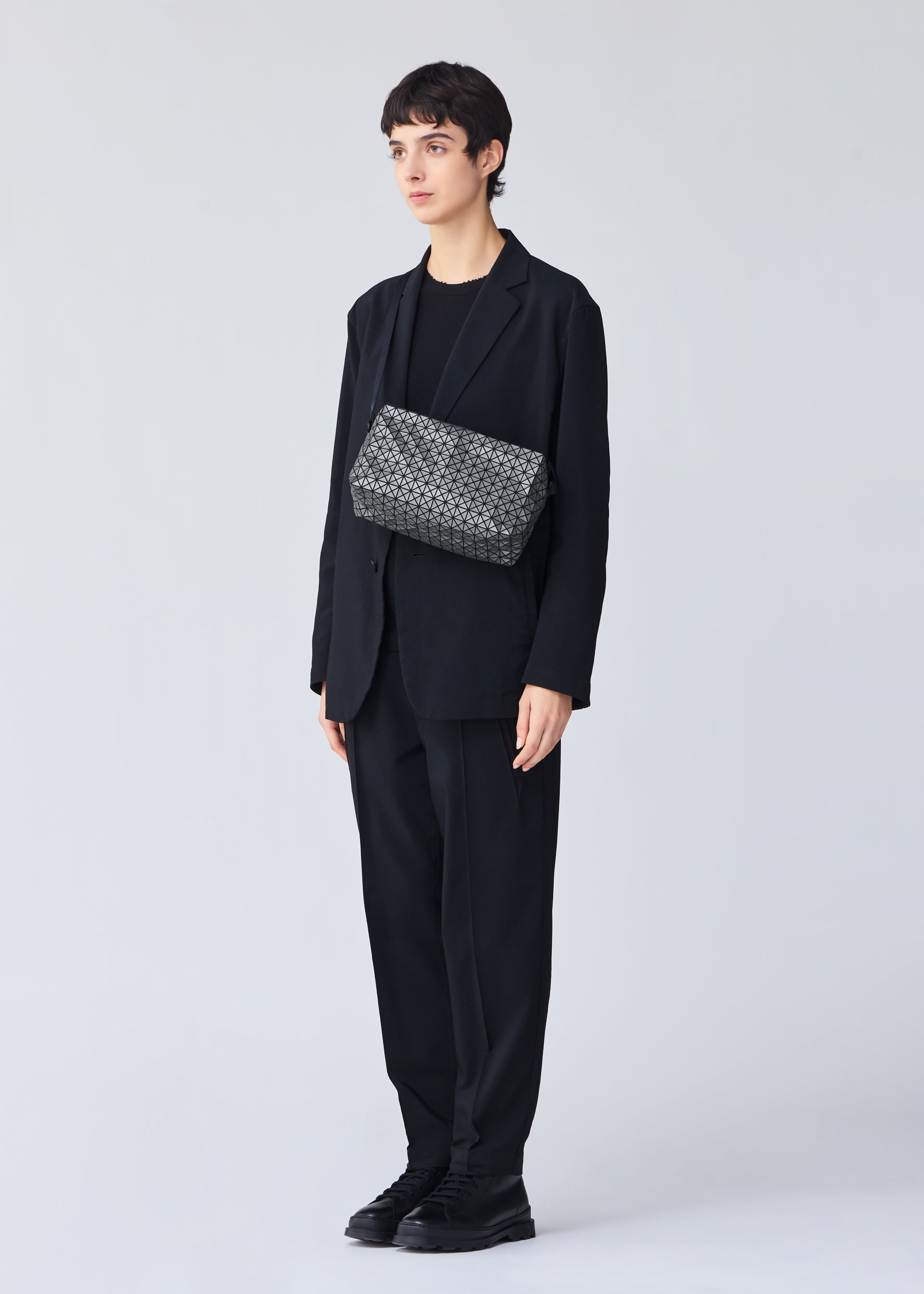 SADDLE BAG REFLECTOR – isseymiyake.com
