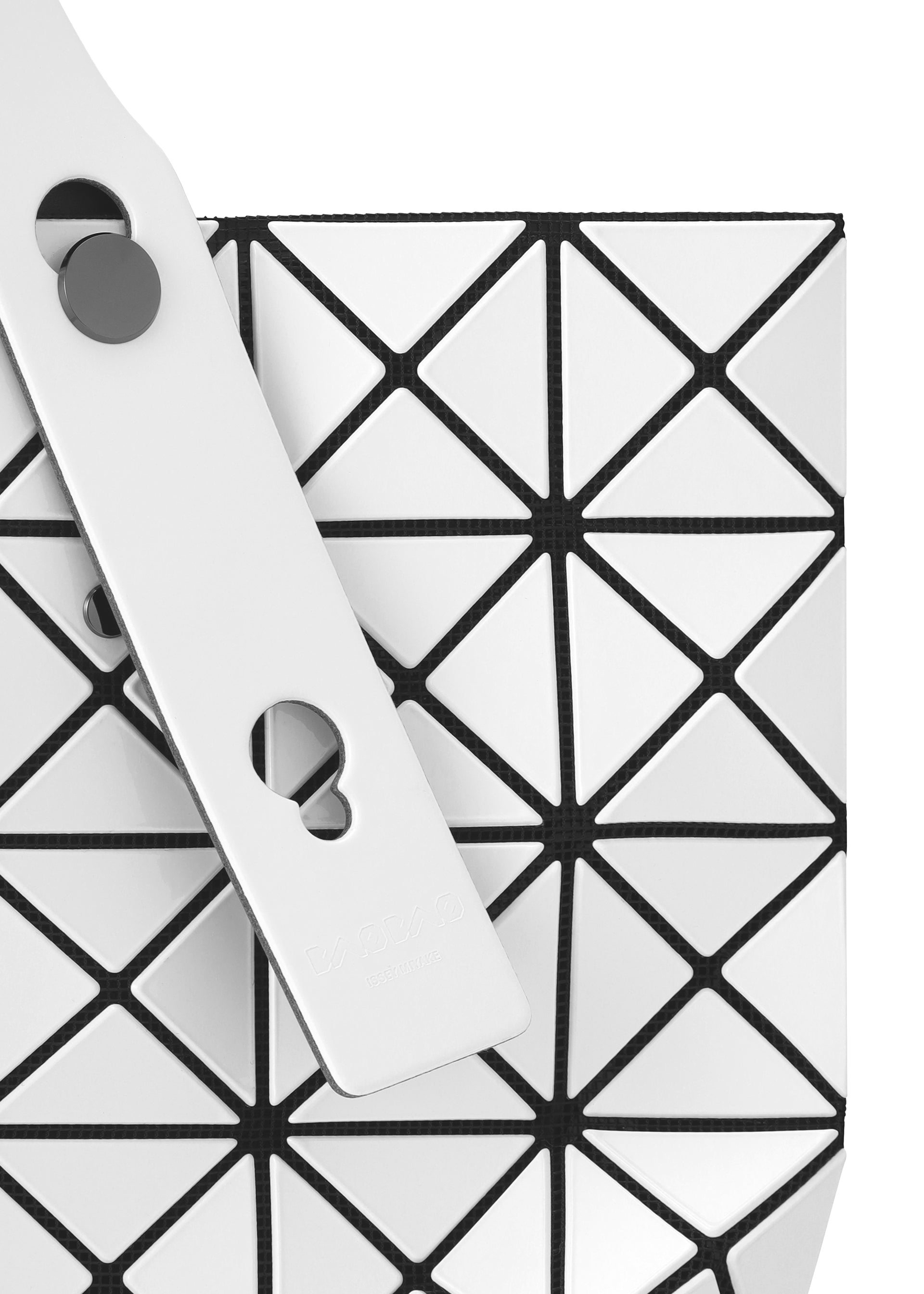PRISM – isseymiyake.com