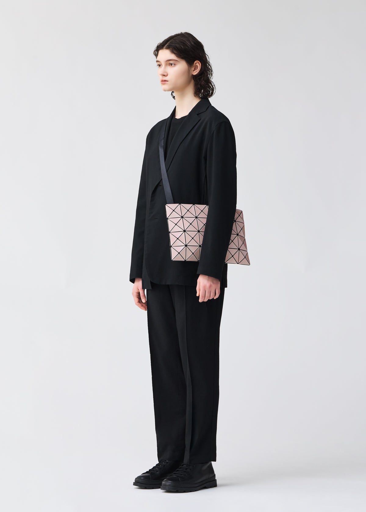 LUCENT、バッグ&財布_ショルダーバッグ、着用画像1