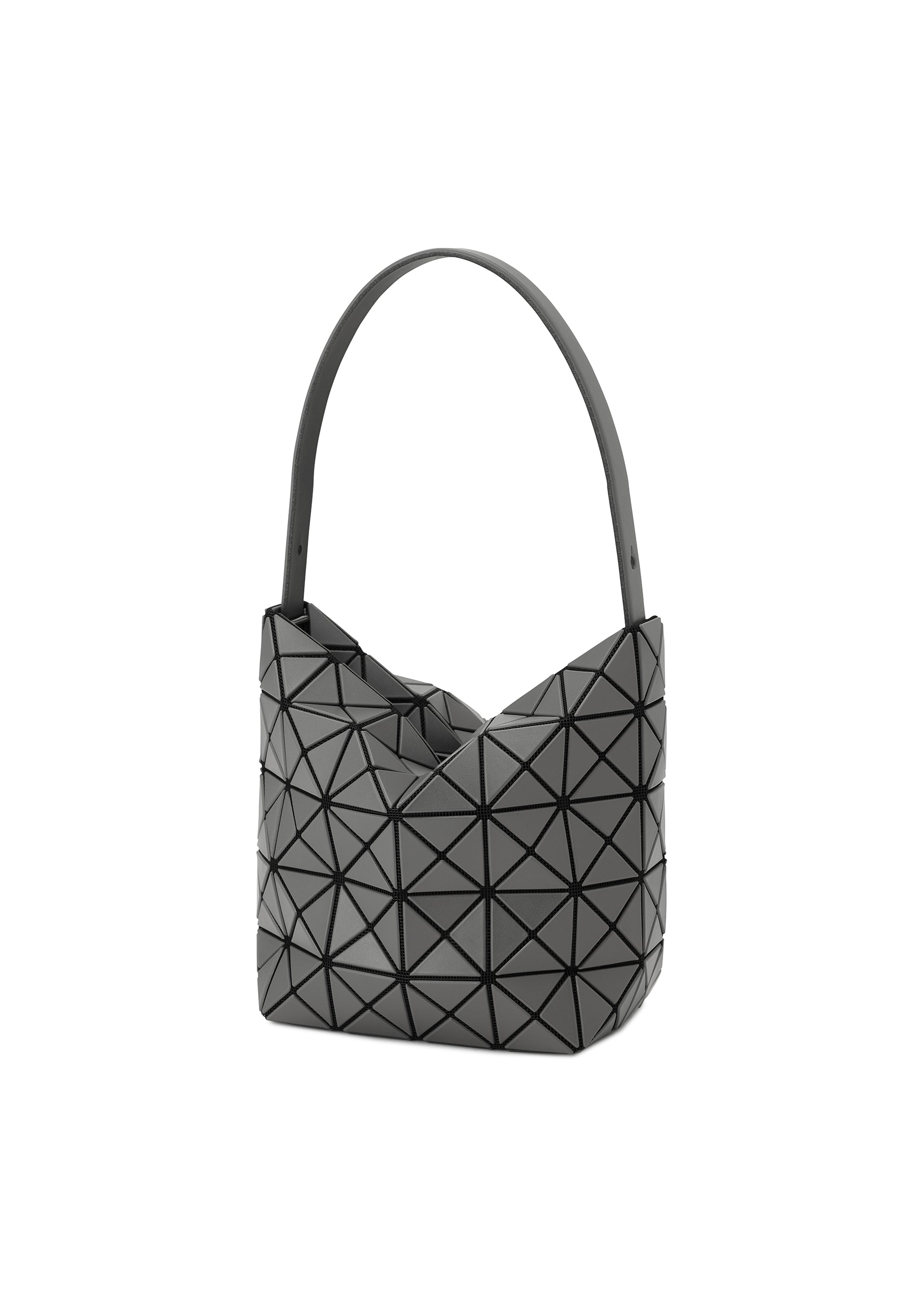 VALLEY – isseymiyake.com