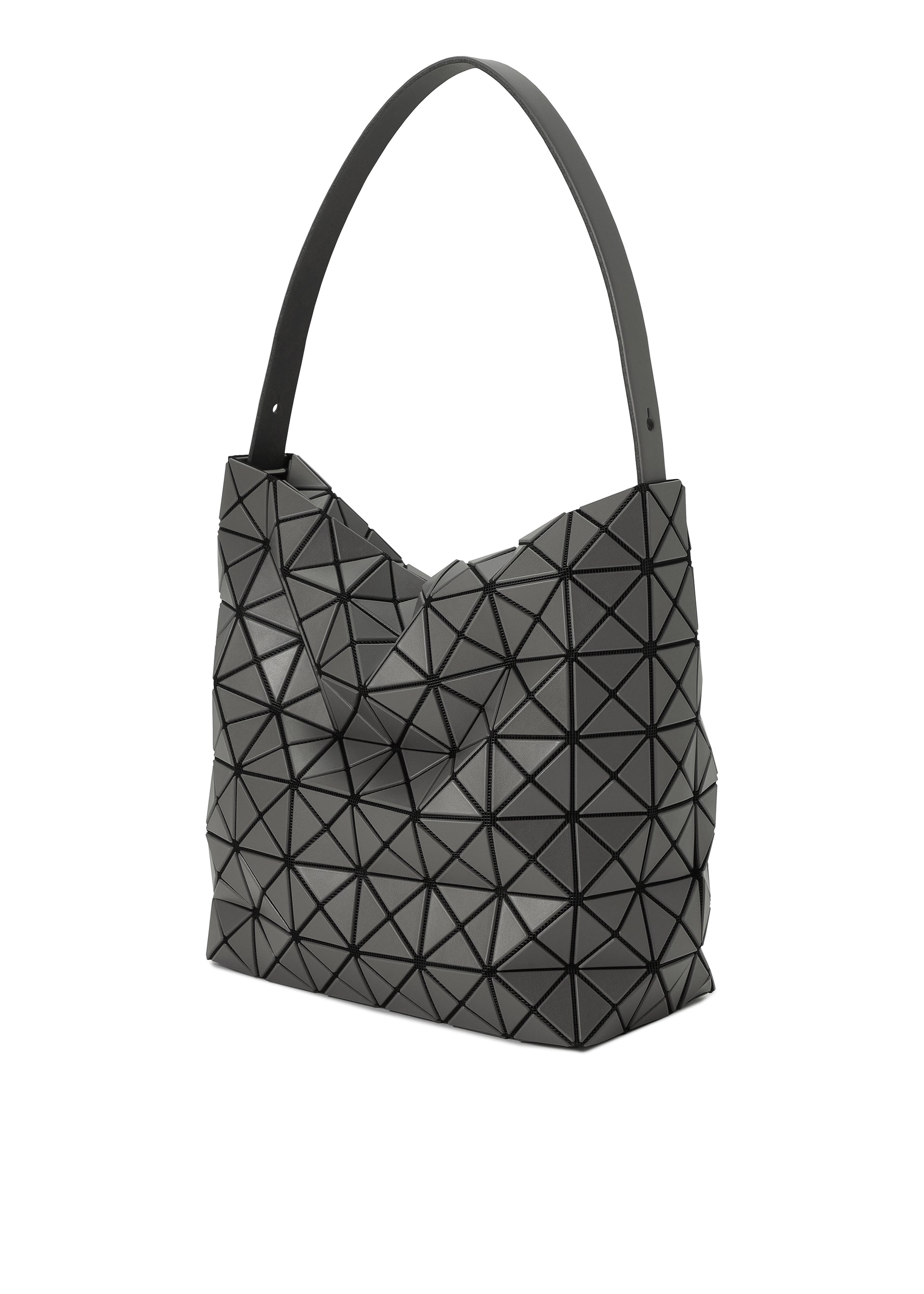 VALLEY – isseymiyake.com