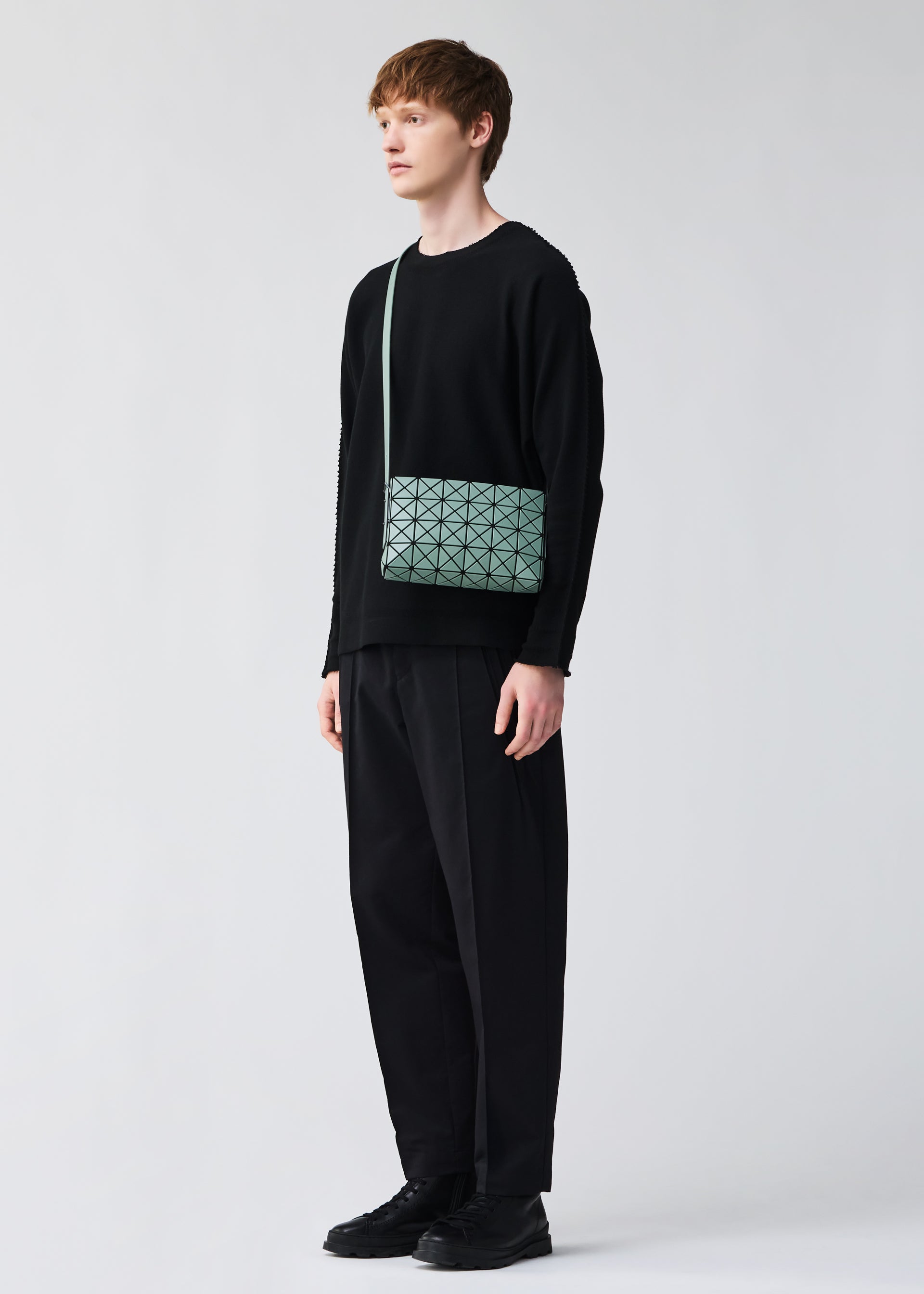 OBLONG – isseymiyake.com