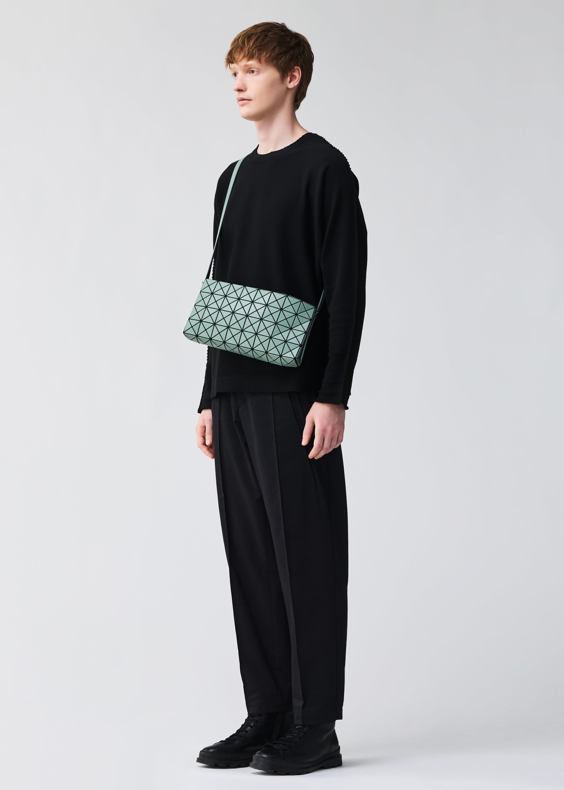 OBLONG – isseymiyake.com