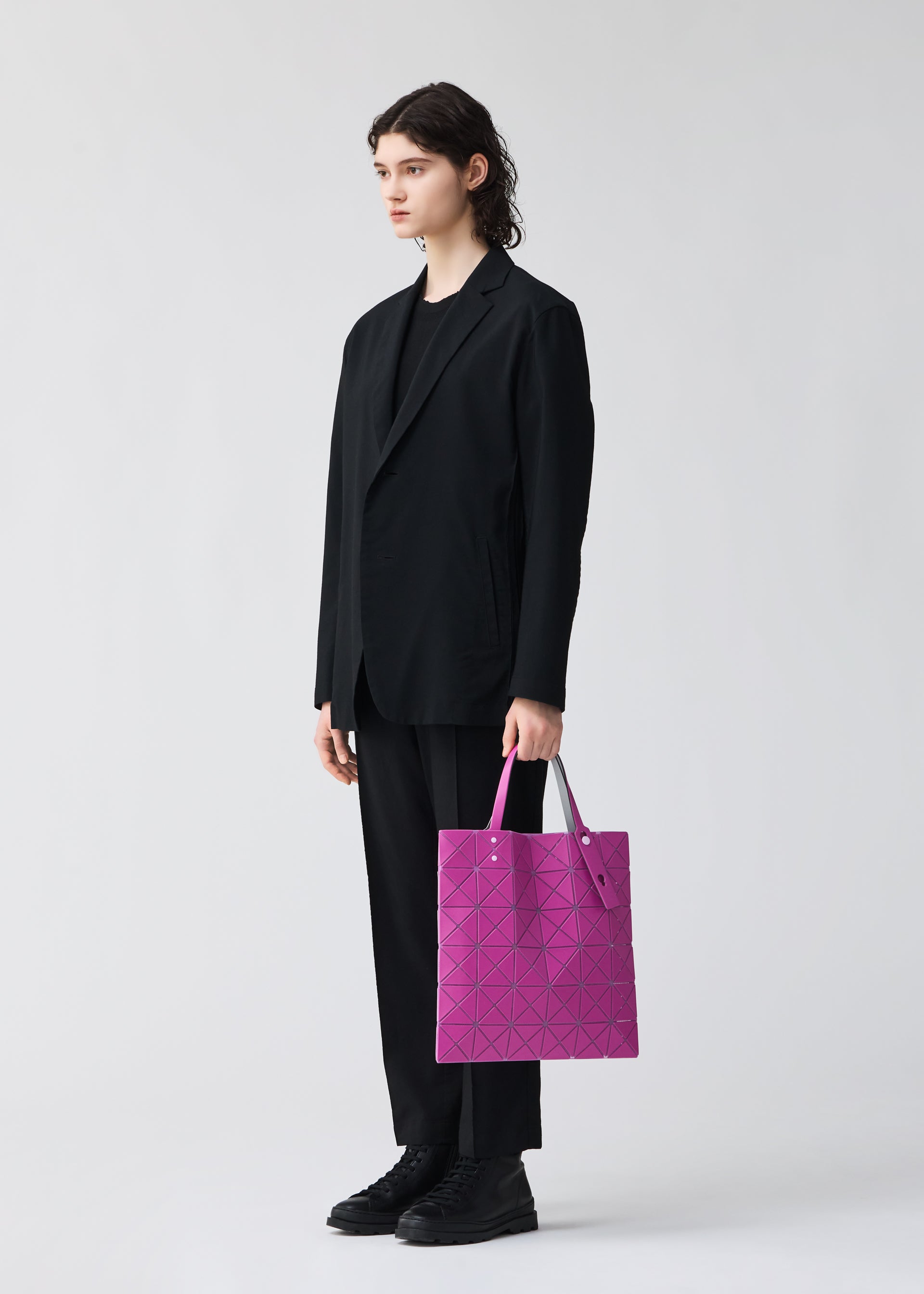 LUCENT W COLOR – isseymiyake.com
