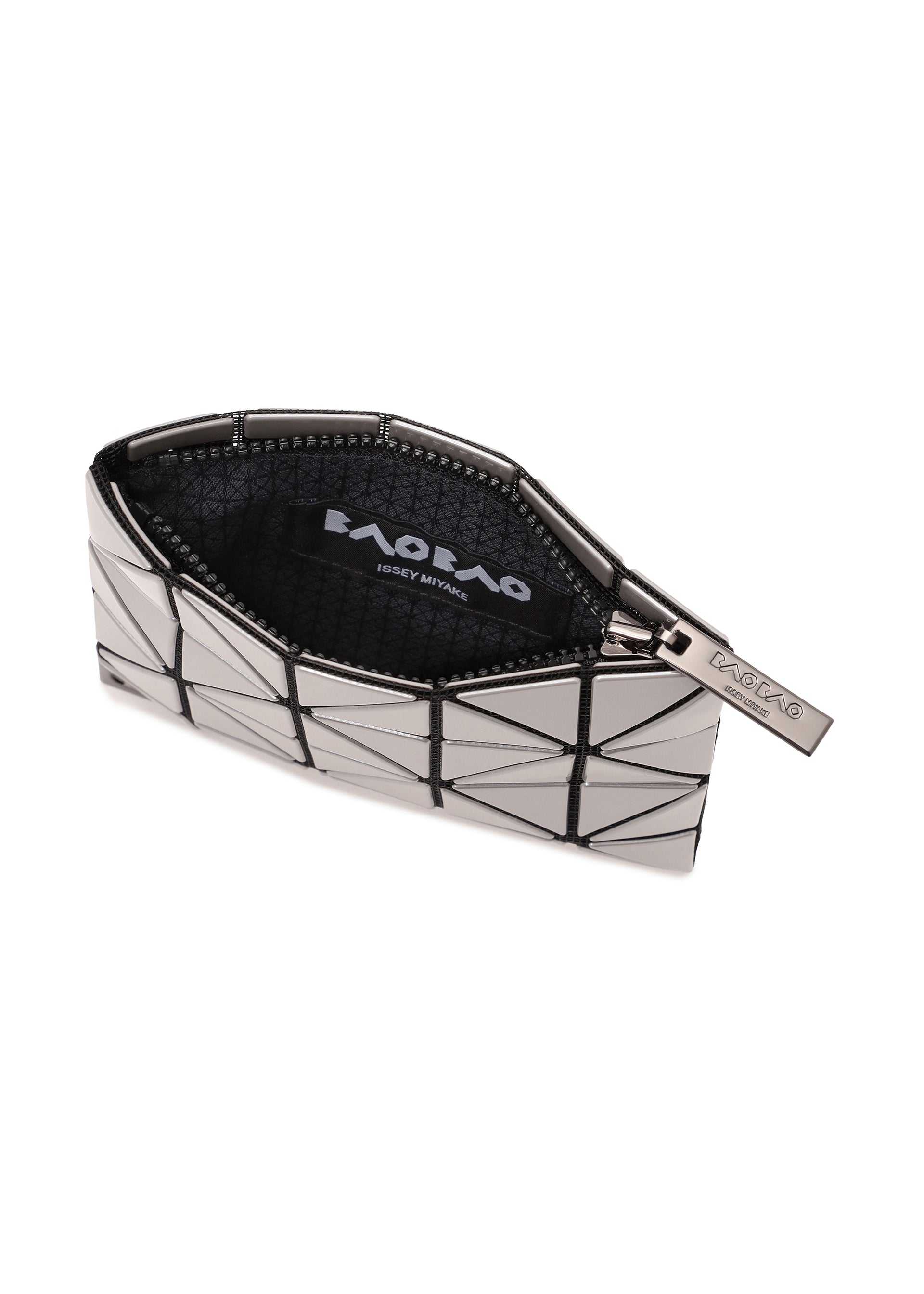 FLIPPER – isseymiyake.com