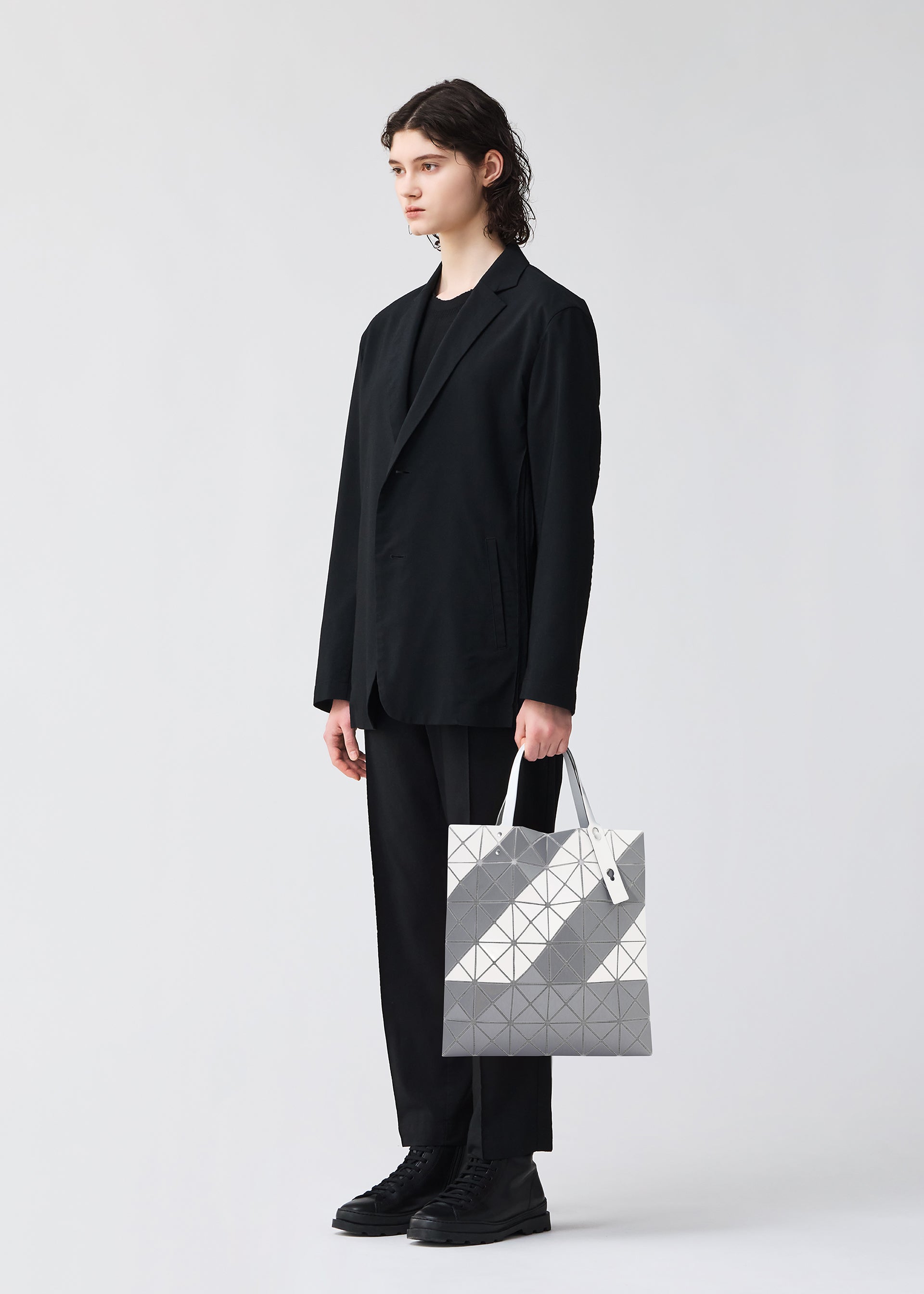 SIGN – isseymiyake.com