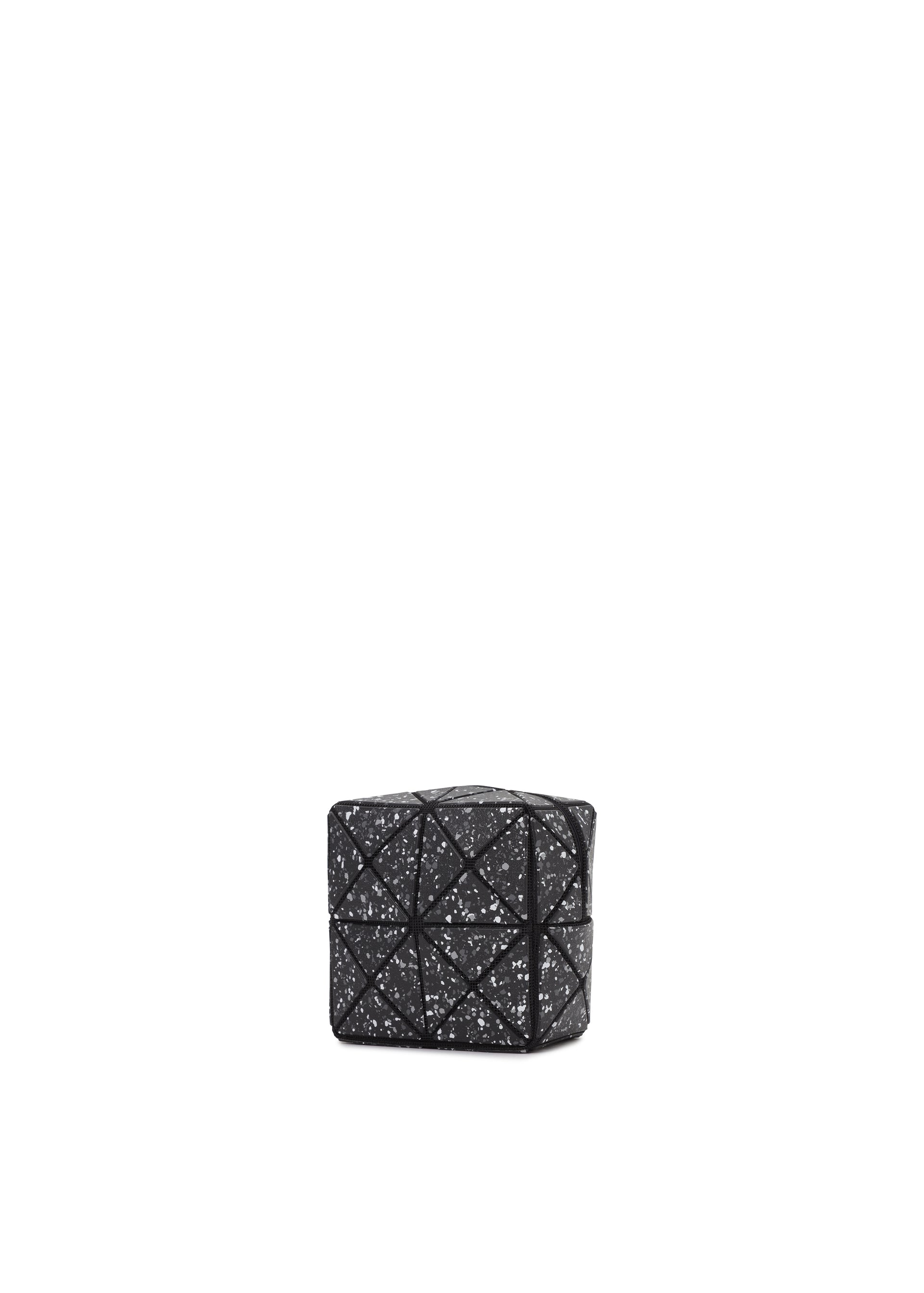 CITY – isseymiyake.com