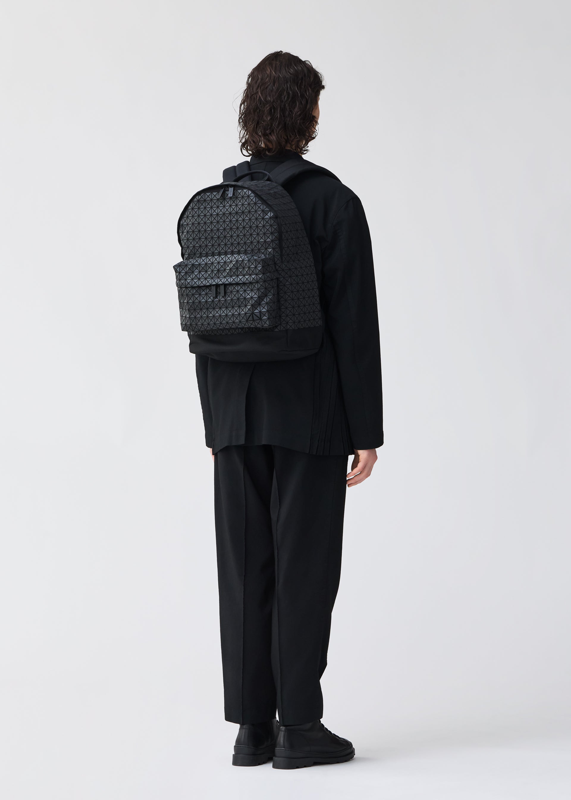 DAYPACK、バッグ&財布_バックパック、着用画像2