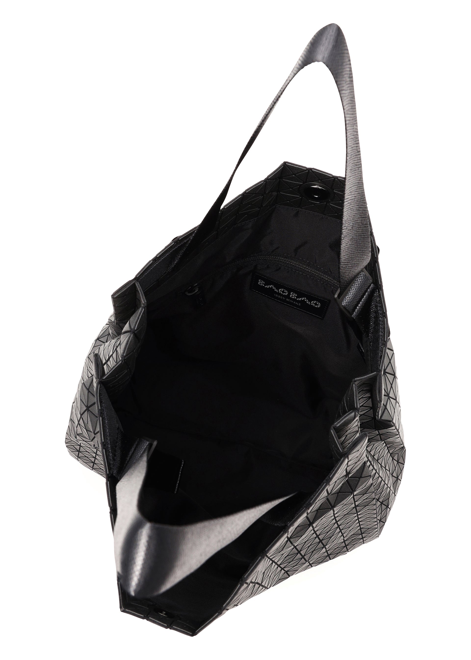 CART S – isseymiyake.com