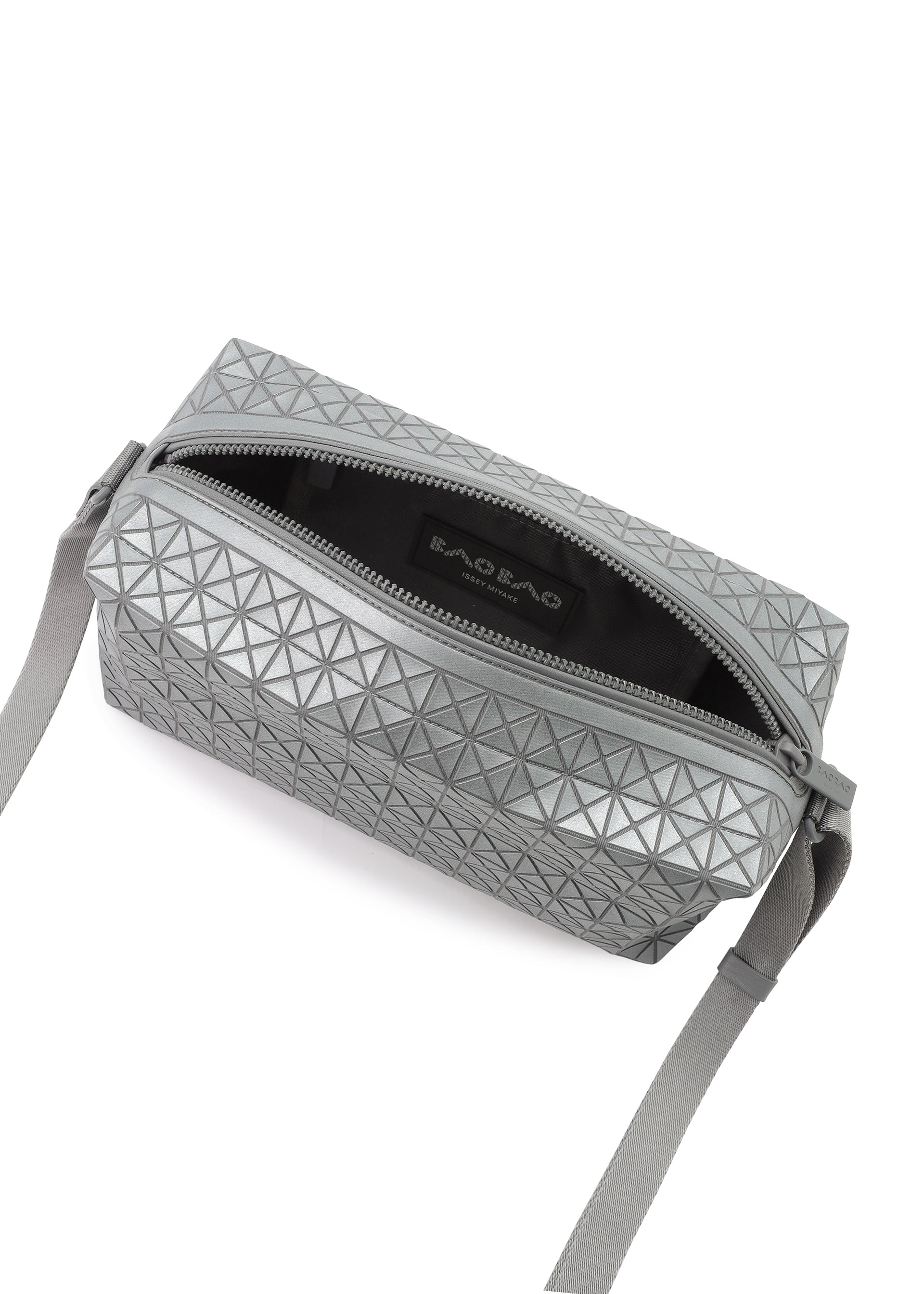 SADDLE BAG REFLECTOR – isseymiyake.com