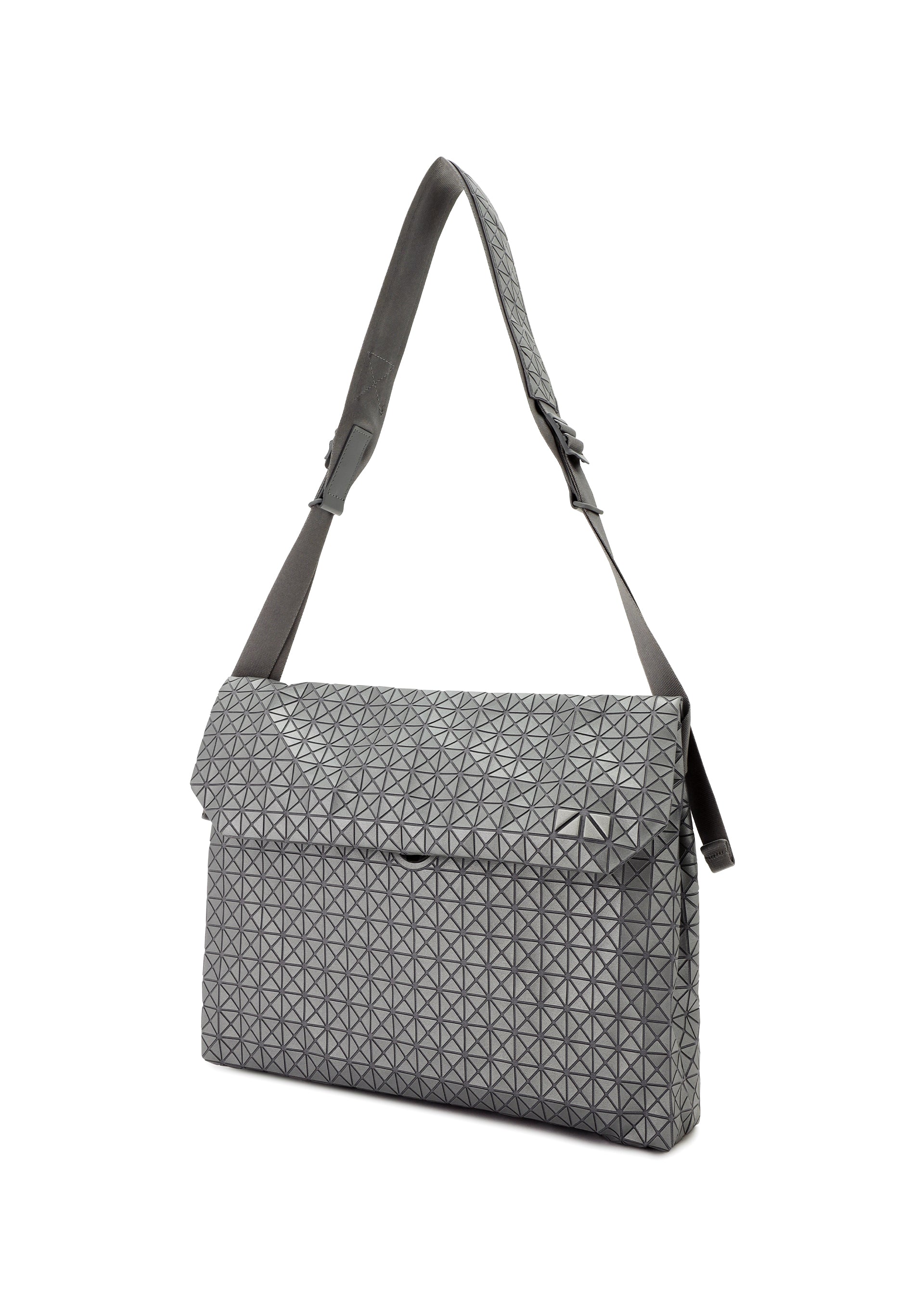 FROGGY REFLECTOR – isseymiyake.com