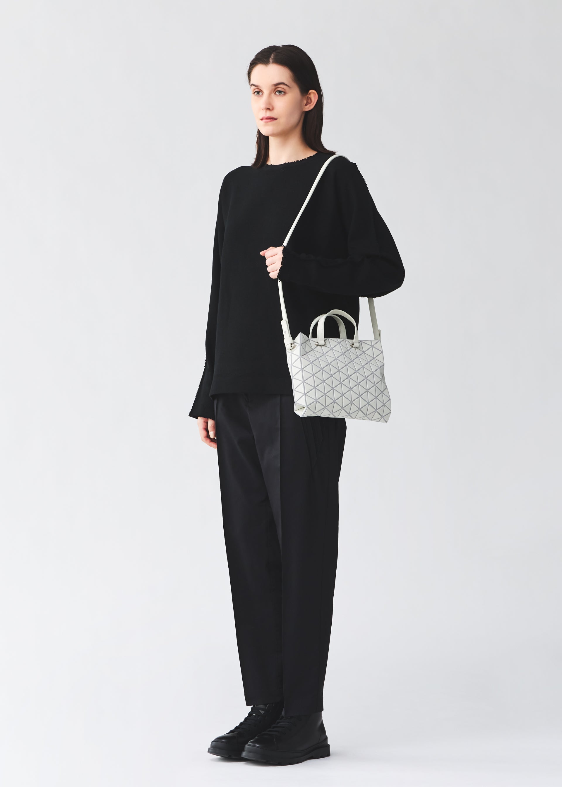 TONNEAU MATTE – isseymiyake.com