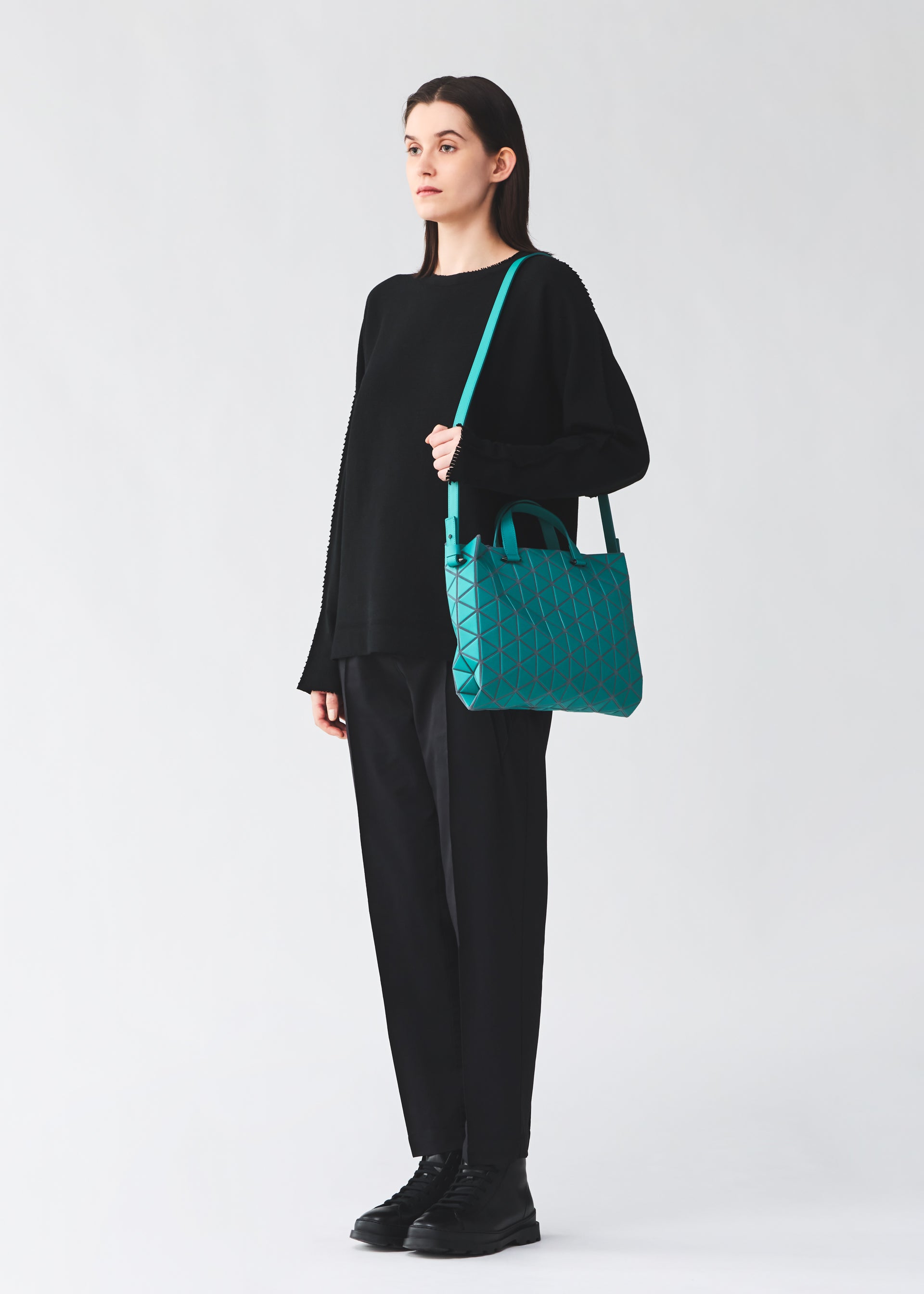 TONNEAU MATTE – isseymiyake.com