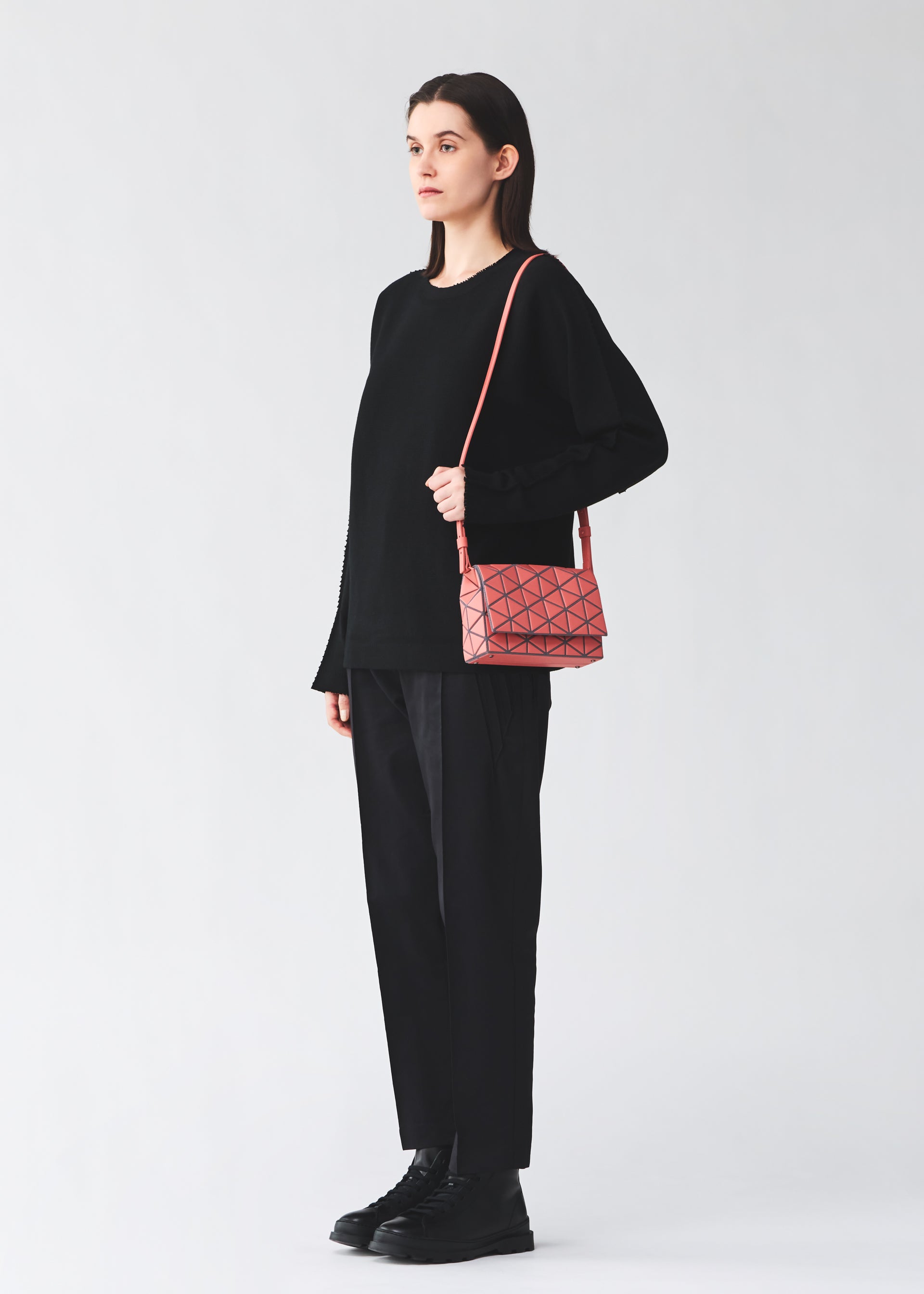 FOSSETTE、バッグ&財布_ショルダーバッグ、着用画像1