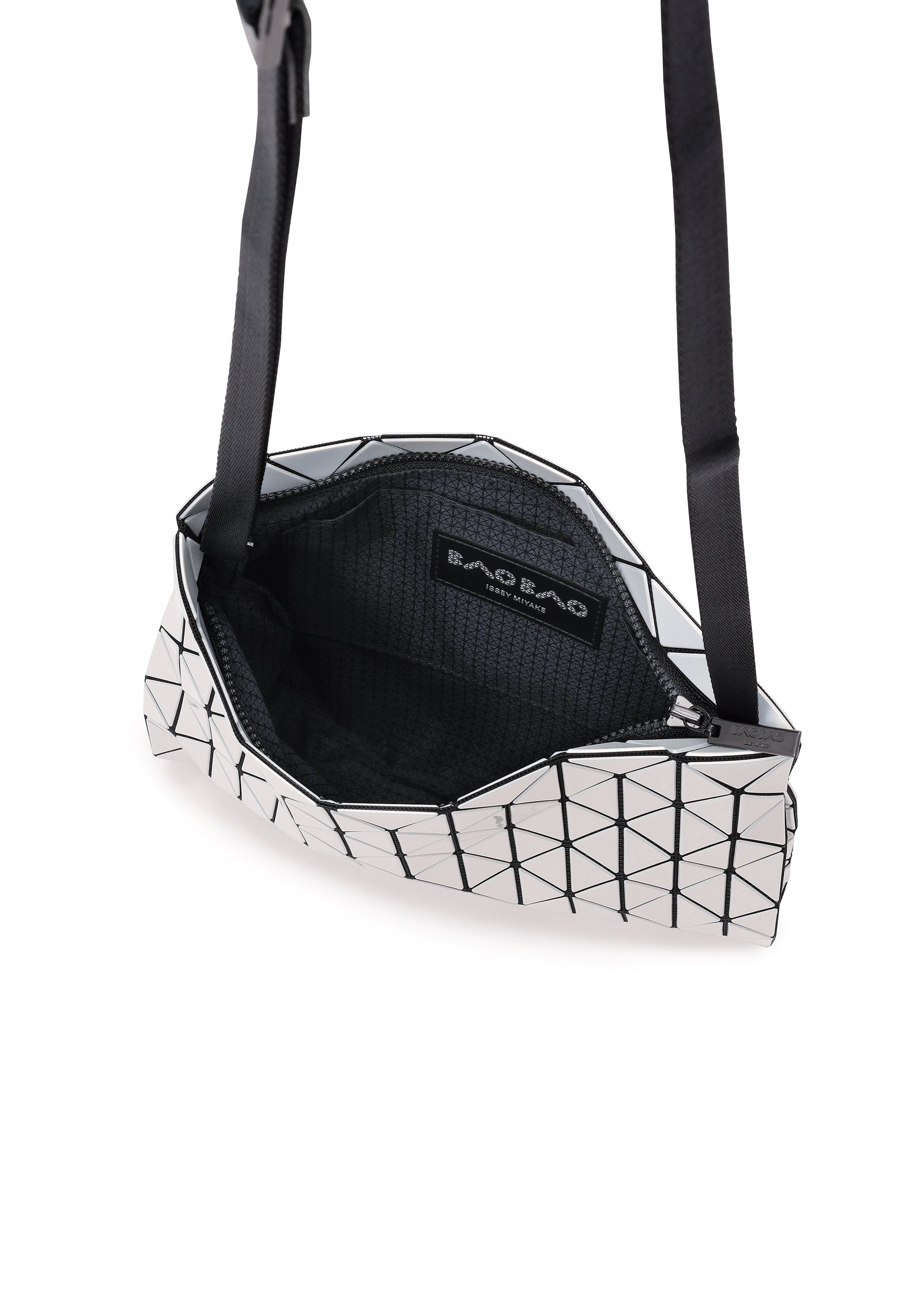 ROW METALLIC – isseymiyake.com