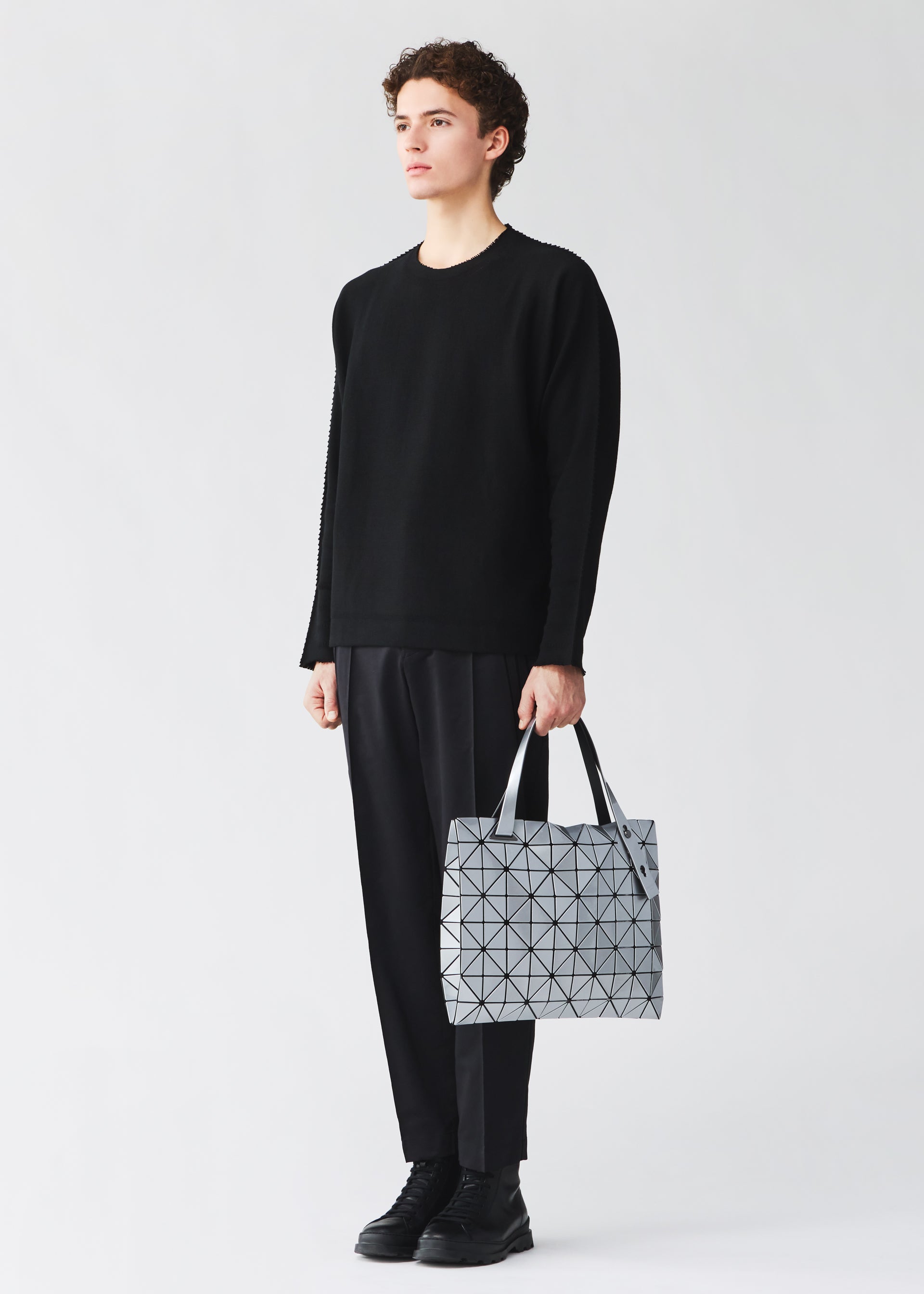 CARTON – isseymiyake.com